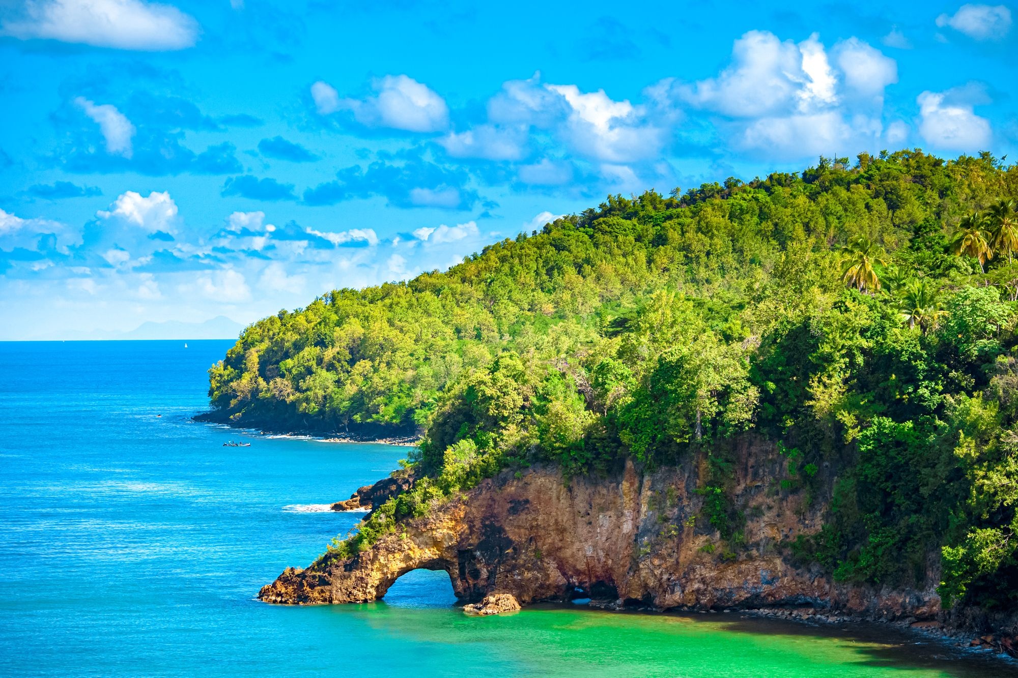North vs South, Saint Lucia, Where to stay, Travel, 2000x1340 HD Desktop