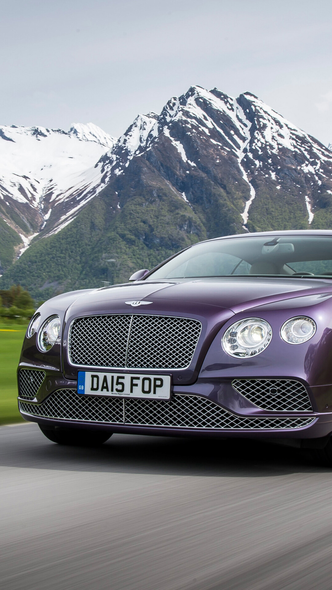 Bentley Continental GT 2015, 3840x2160 resolution, Stunning wallpapers, Ultra HD, 1080x1920 Full HD Phone