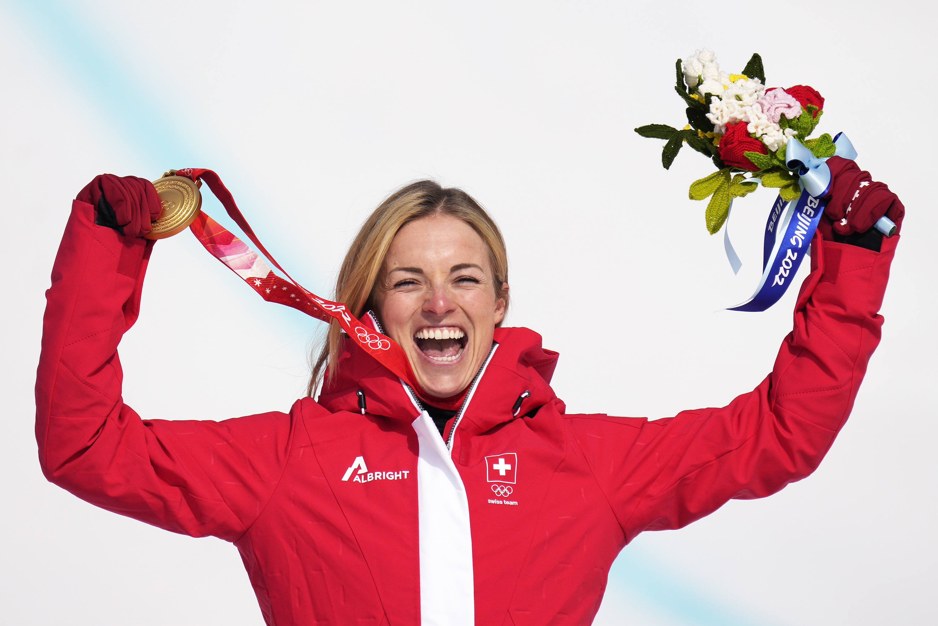 Lara Gut-Behrami, Super G victory, Mikaela Shiffrin's performance, Outstanding result, 3000x2010 HD Desktop