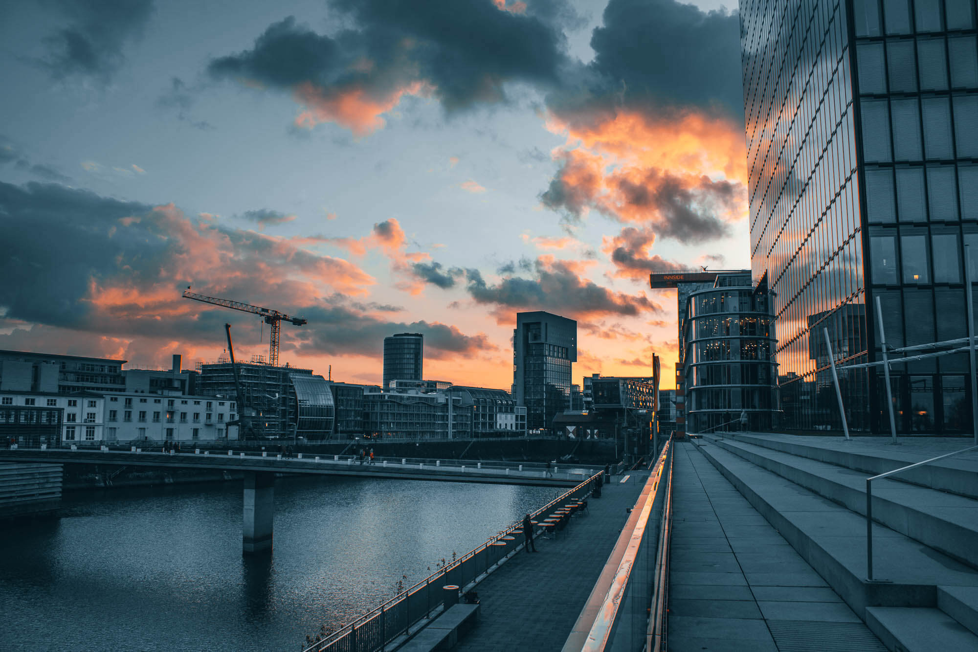 Dusseldorf Skyline, Travels, Medienhafen, Der Fototyp, 2000x1340 HD Desktop