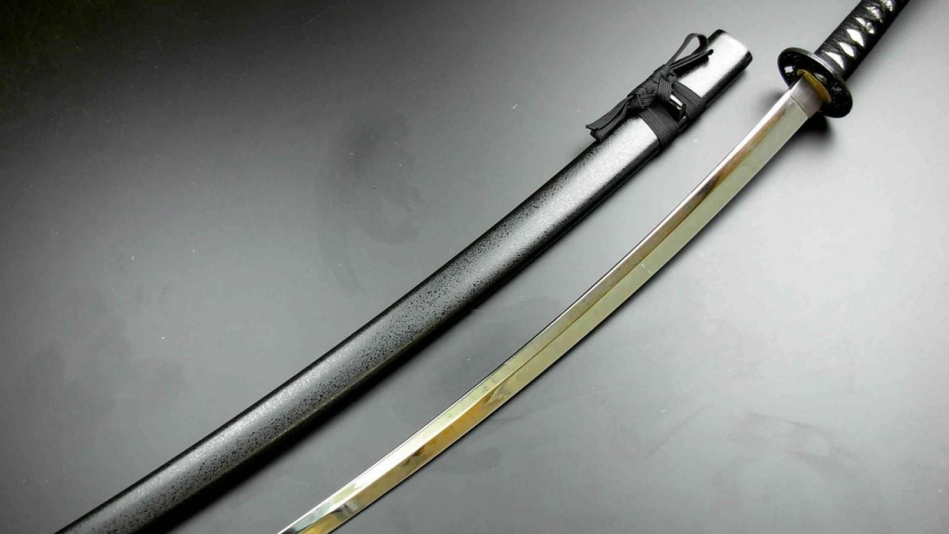Japanese katana sword, Black textured saya scabbard, Tsuka hilt and tsuba, Full HD Desktop wallpaper