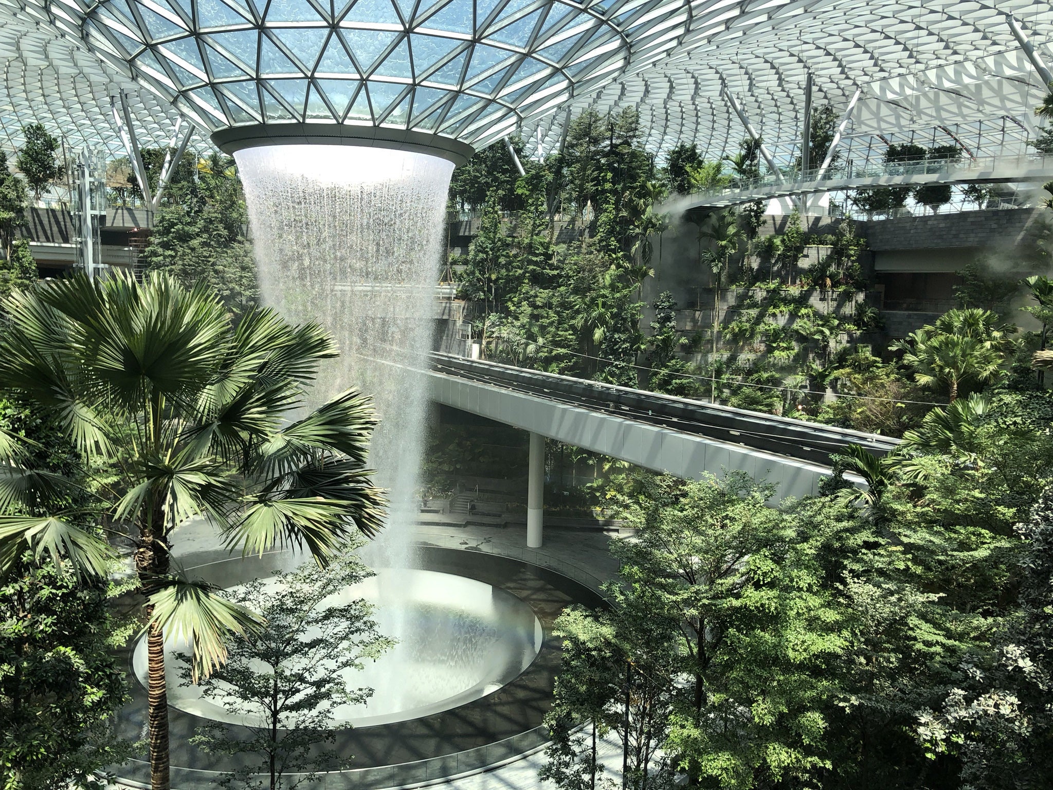 Singapore Changi International Airport, Best airport in the world, Travelers' paradise, Unmatched facilities, 2050x1540 HD Desktop