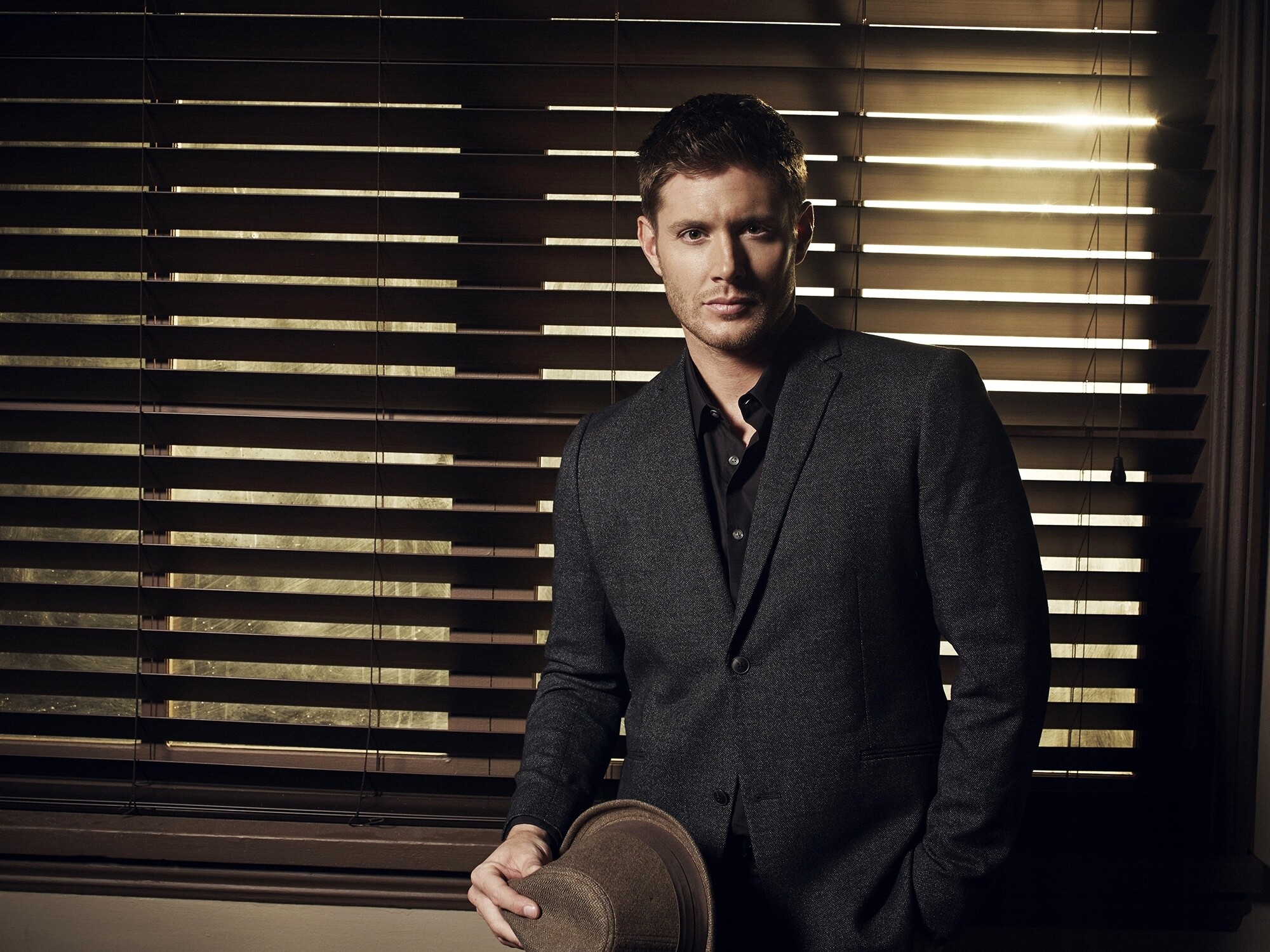 Jensen Ackles, Movies, Men suit, Celebrities, 2000x1500 HD Desktop