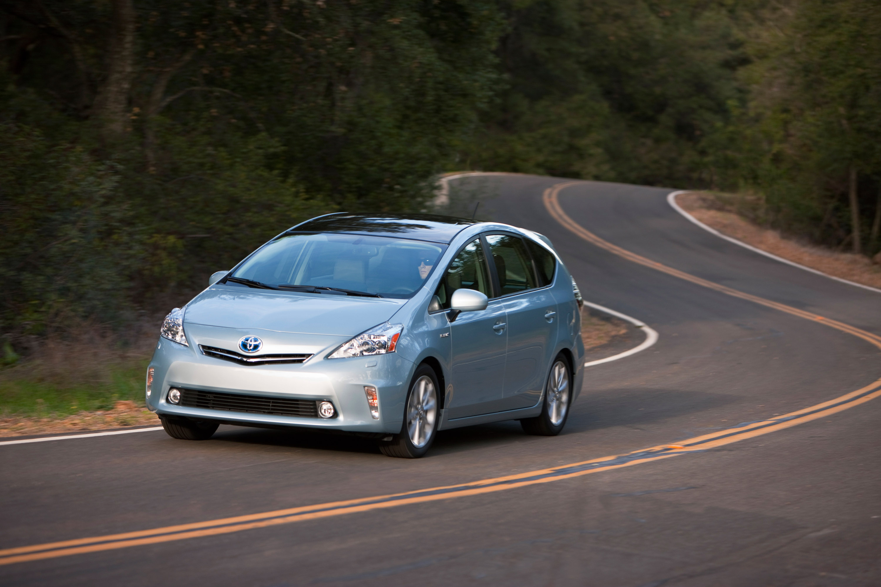 Prius V, Toyota Prius Wallpaper, 3000x2000 HD Desktop