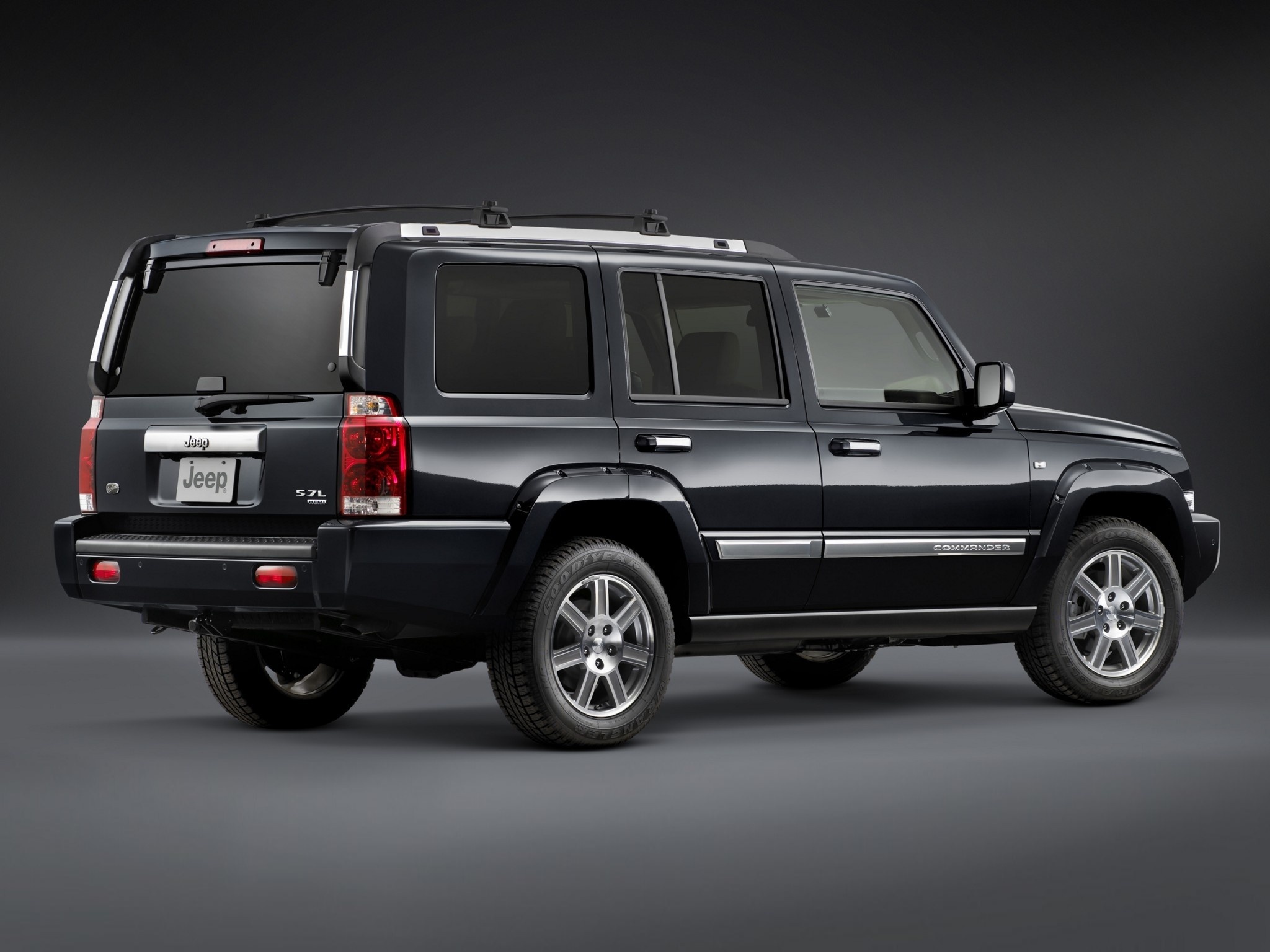 Jeep Commander, Powerful and commanding, Dominating presence, All-terrain conqueror, 2050x1540 HD Desktop