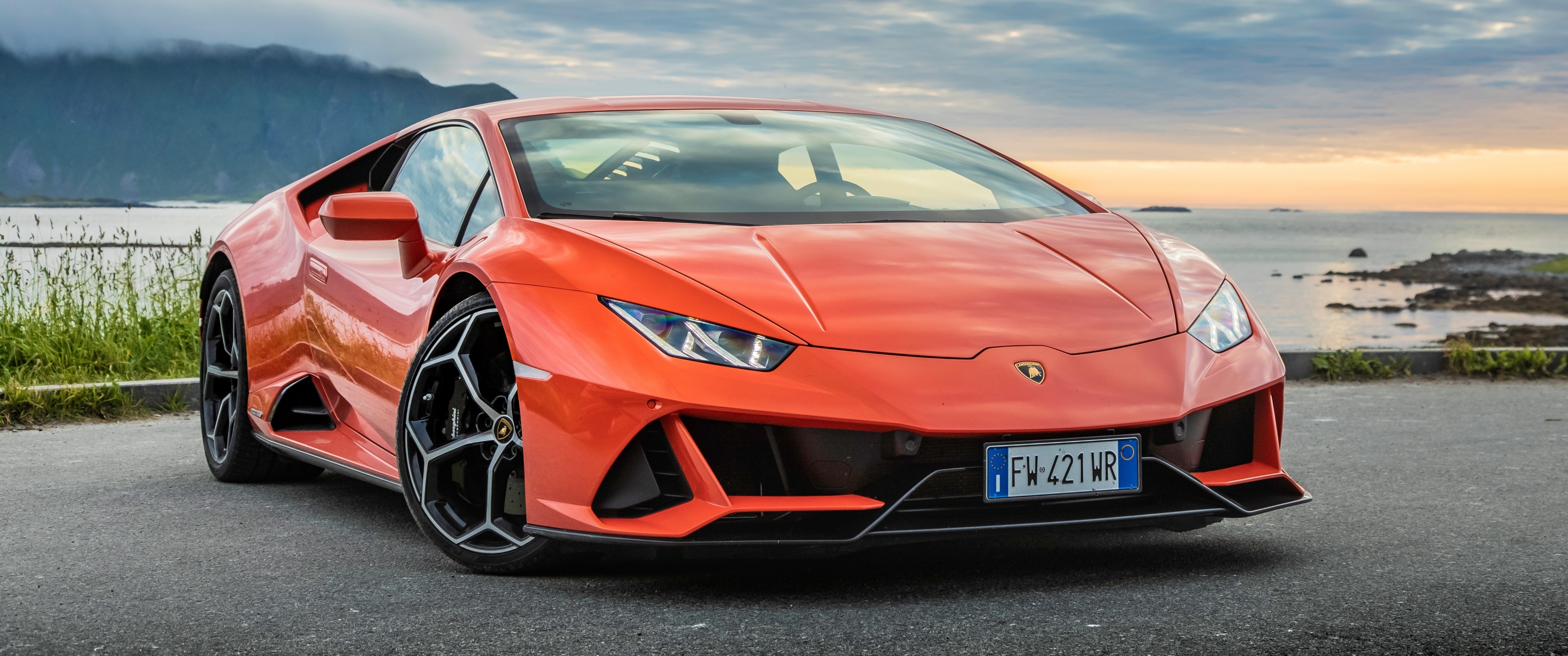 Lamborghini Huracan Evo Wallpaper, 2021 5K cars, 3440x1440 Dual Screen Desktop