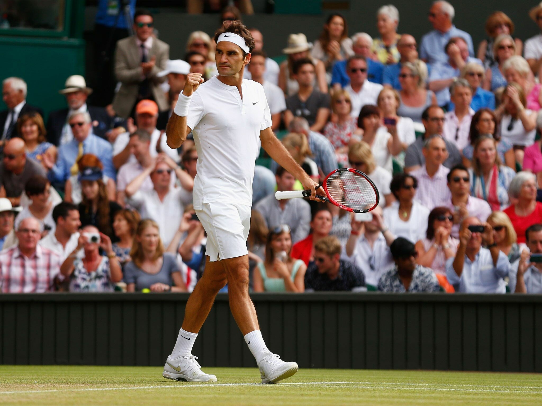 Roger Federer, Serve technique, Powerful shots, High-quality wallpapers, 2050x1540 HD Desktop