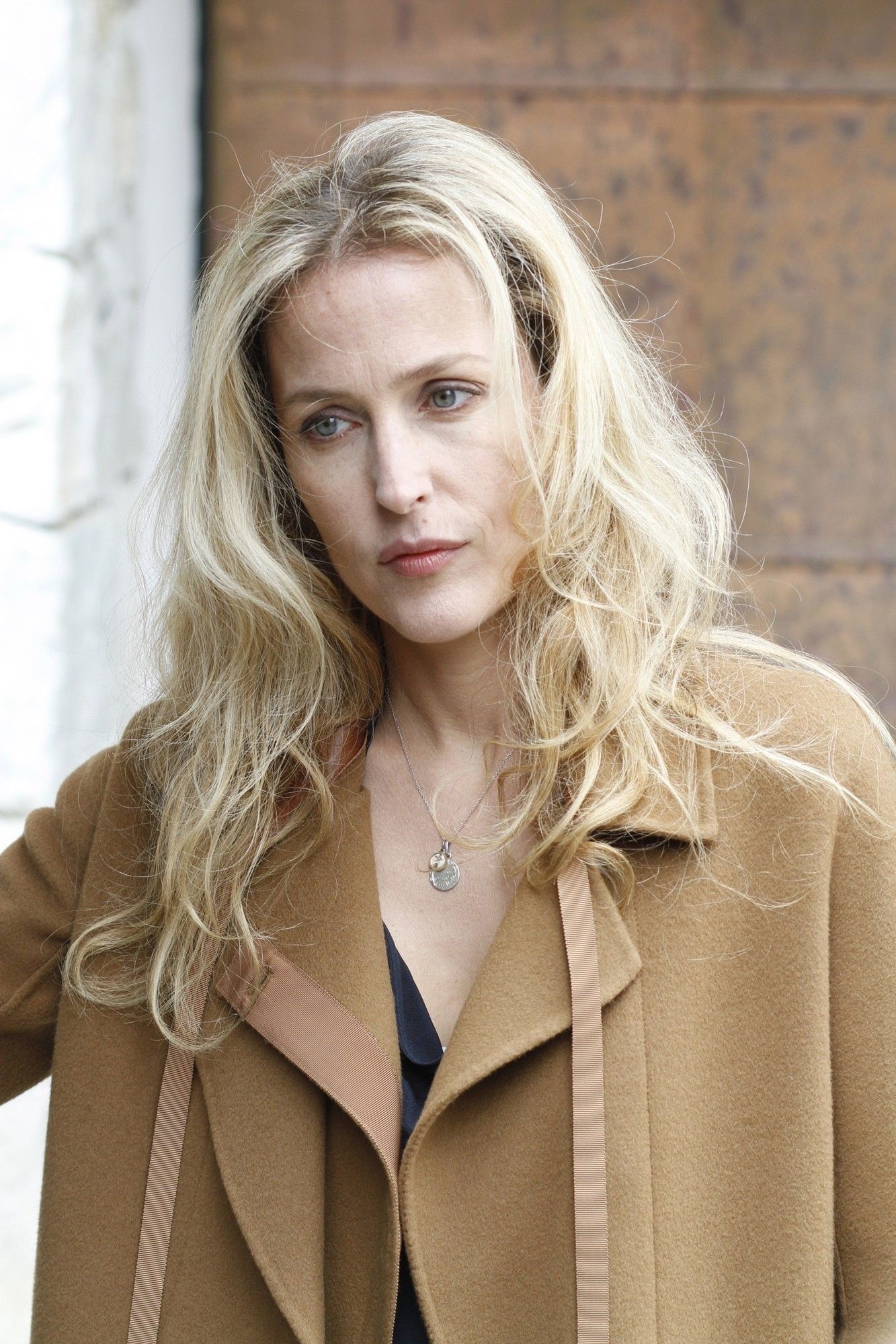 Gillian Anderson, Oli on Twitter, Anderson movies, Gillian Anderson movies, 1340x2000 HD Phone