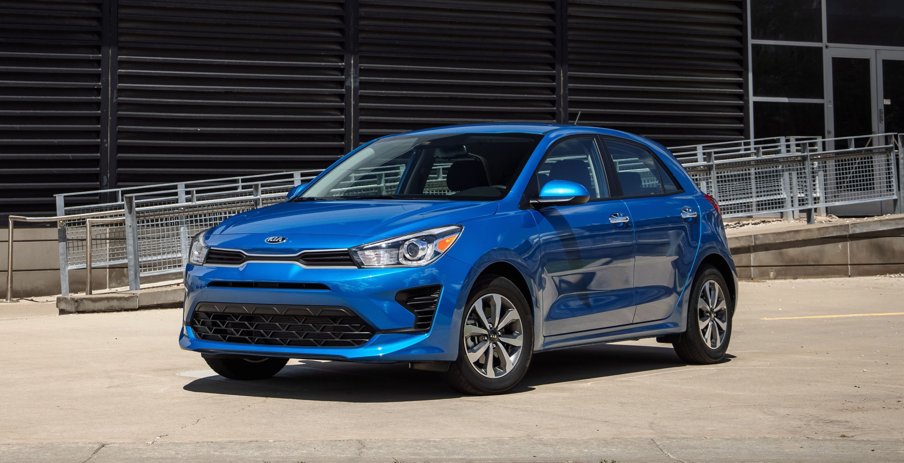 Kia Rio, 2021 kia rio, review, pricing, 3000x1540 HD Desktop