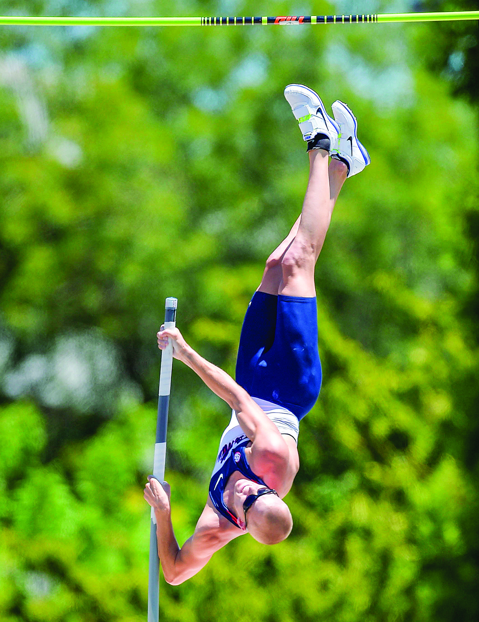 Sam Kendricks, Pole vault title, Qualifies for Olympics, 1670x2170 HD Phone