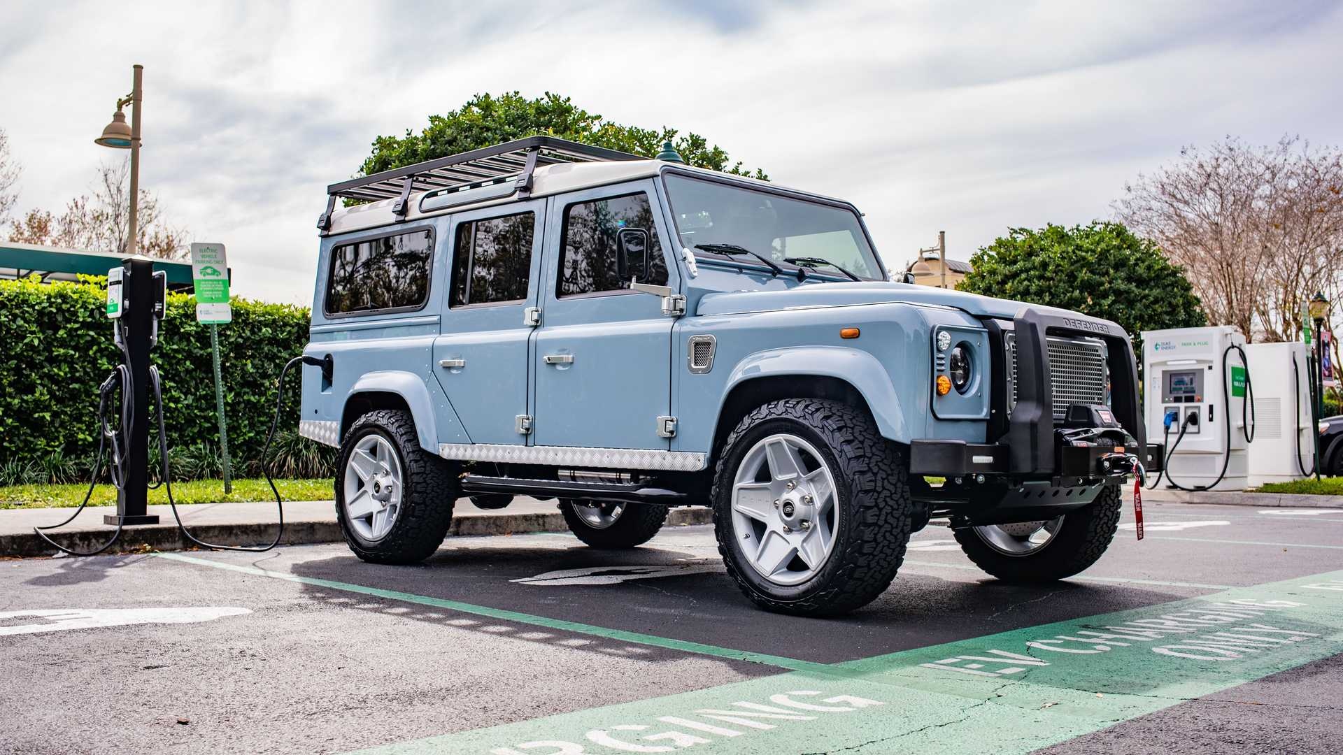 Hybrid Old Design, Land Rover Defender Wallpaper, 1920x1080 Full HD Desktop