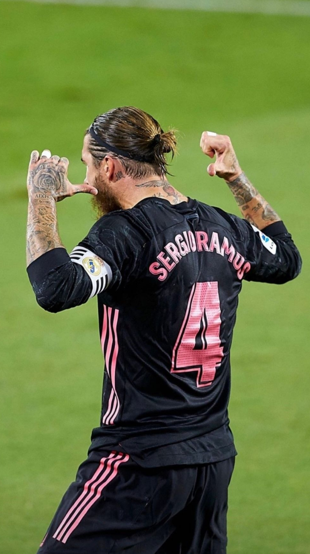 Sergio Ramos, Real Madrid black jersey, SERGIO RAMOS 4, HD Phone wallpaper