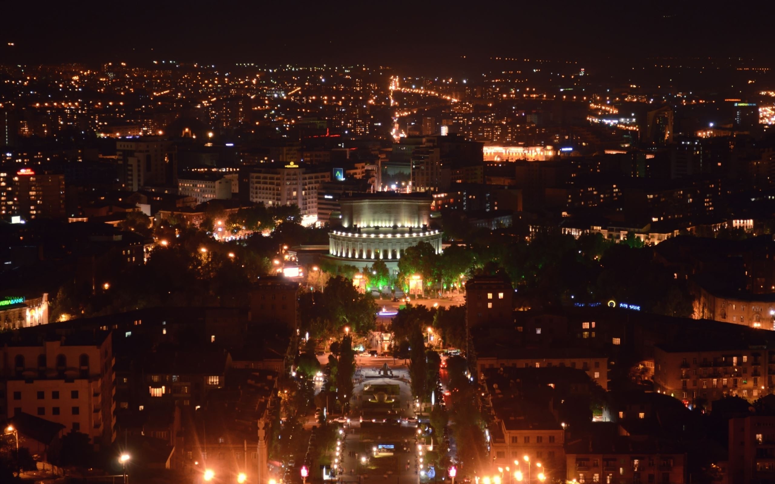 Armenia travels, Yerevan at night, Magical charm, Nighttime beauty, 2560x1600 HD Desktop