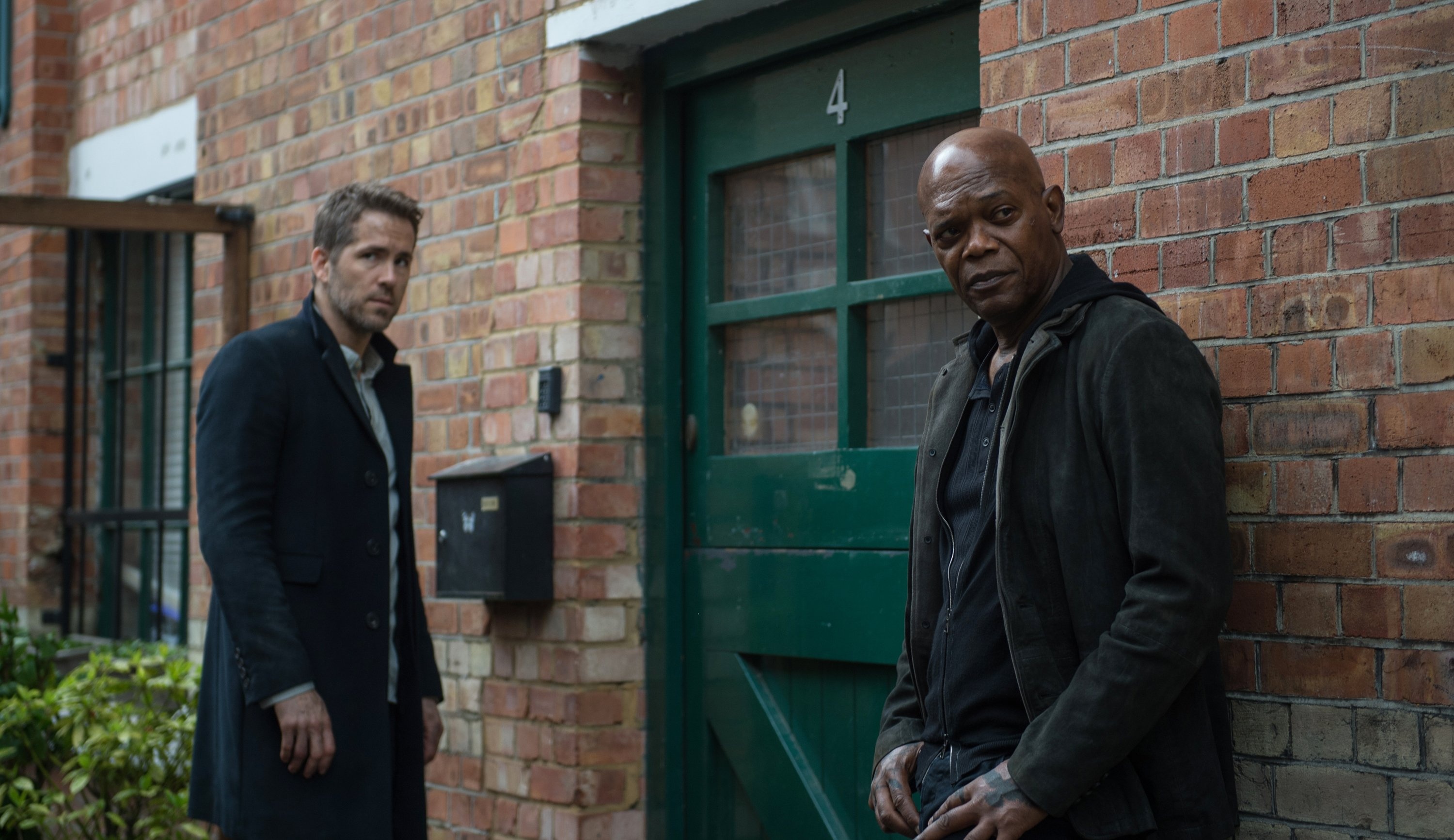 The Hitman's Bodyguard, Bourne comedy, Review, 3000x1740 HD Desktop