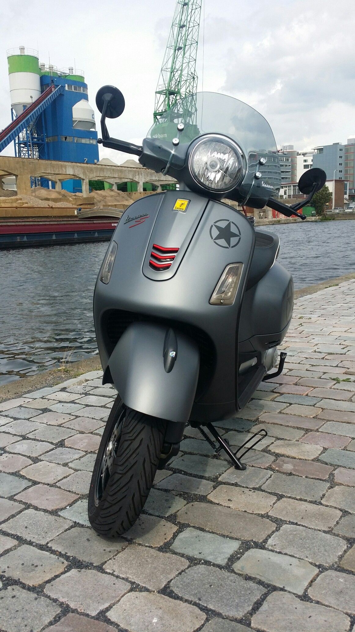 Vespa GTS 300, Auto pin on items, 1170x2070 HD Phone