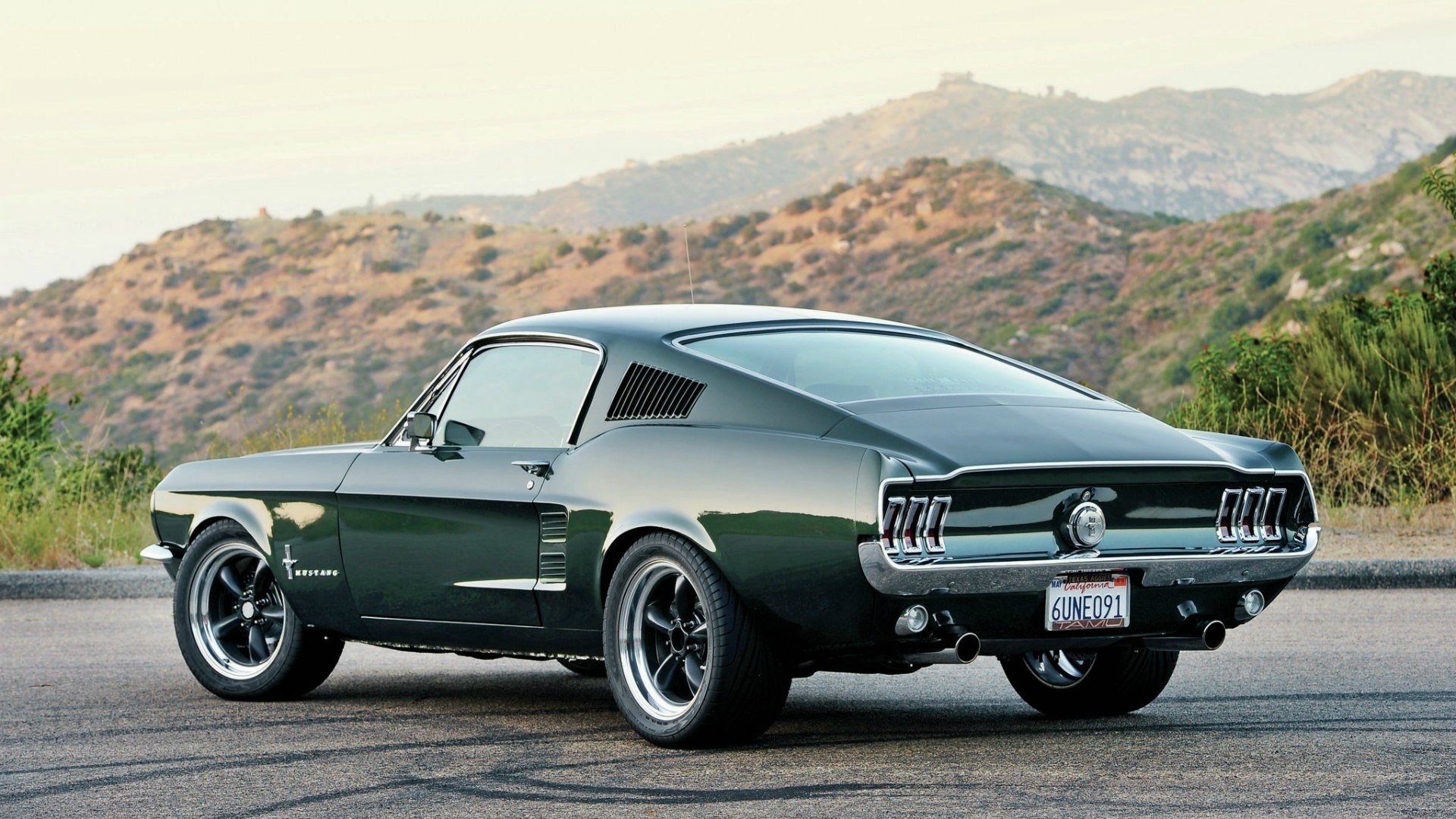 1967 Ford Mustang Fastback, California license plate 6UNE091, arid mountain landscape, Full HD Desktop wallpaper