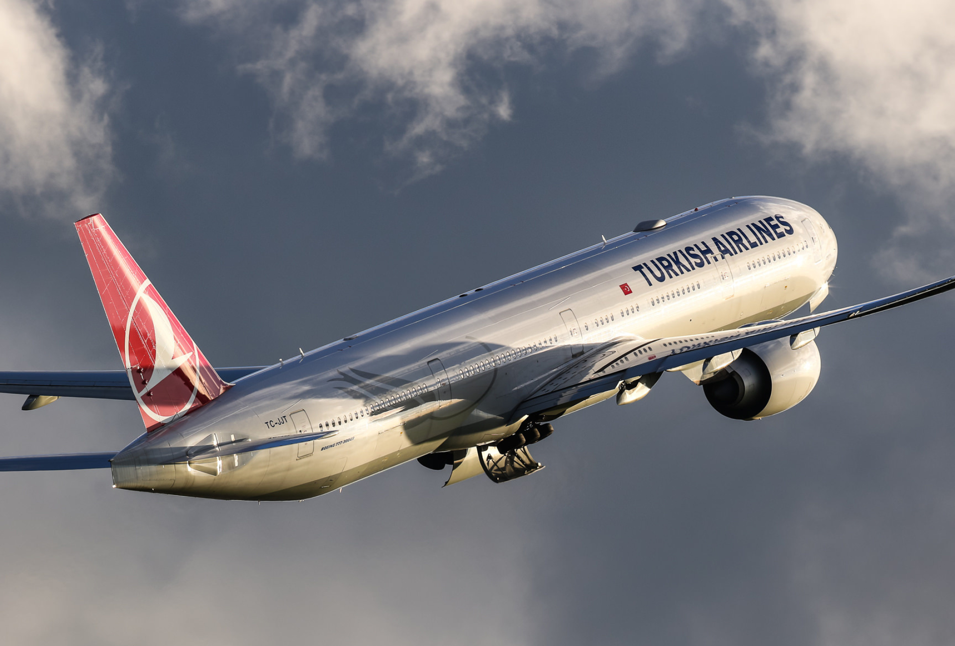 Boeing 777, Turkish Airlines Wallpaper, 1920x1300 HD Desktop