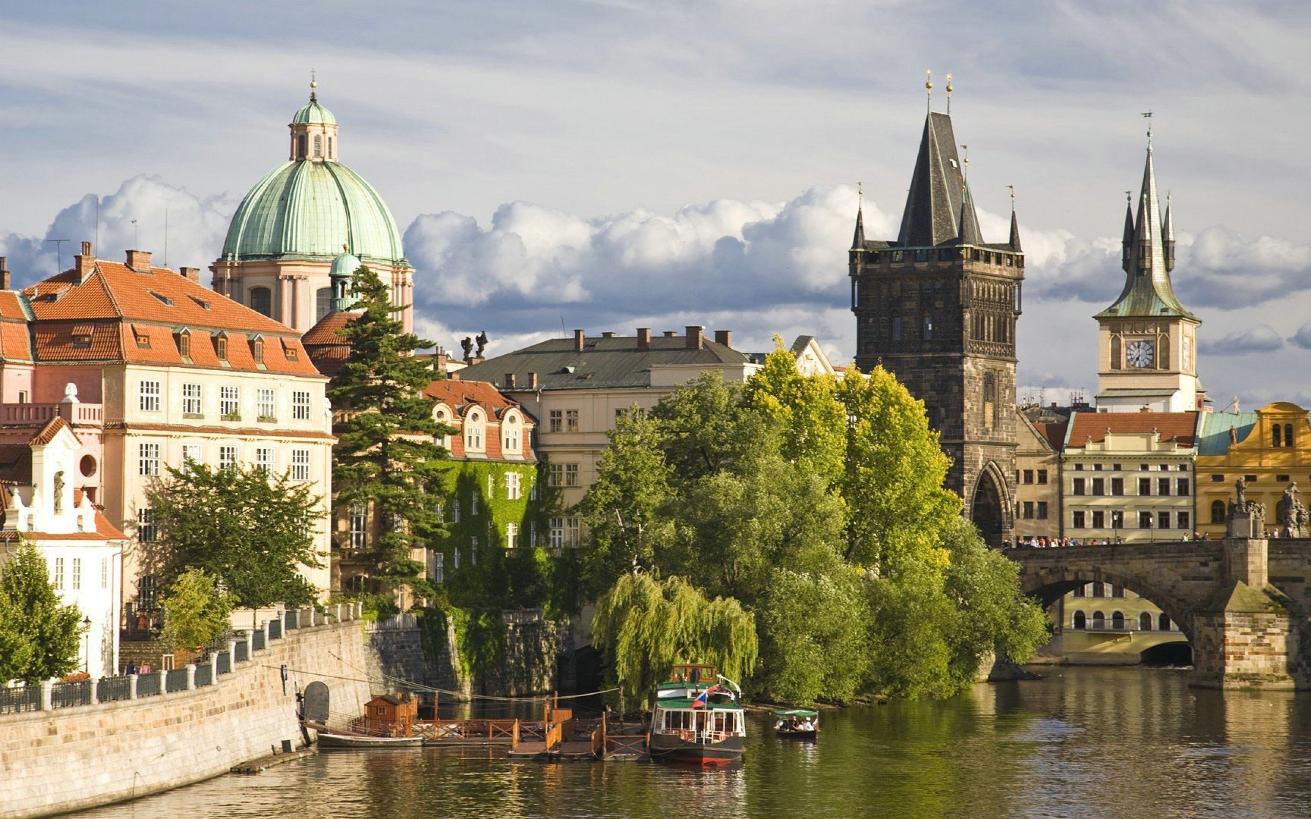 City of spires, Vibrant culture, Picturesque scenes, Prague's allure, 2560x1600 HD Desktop