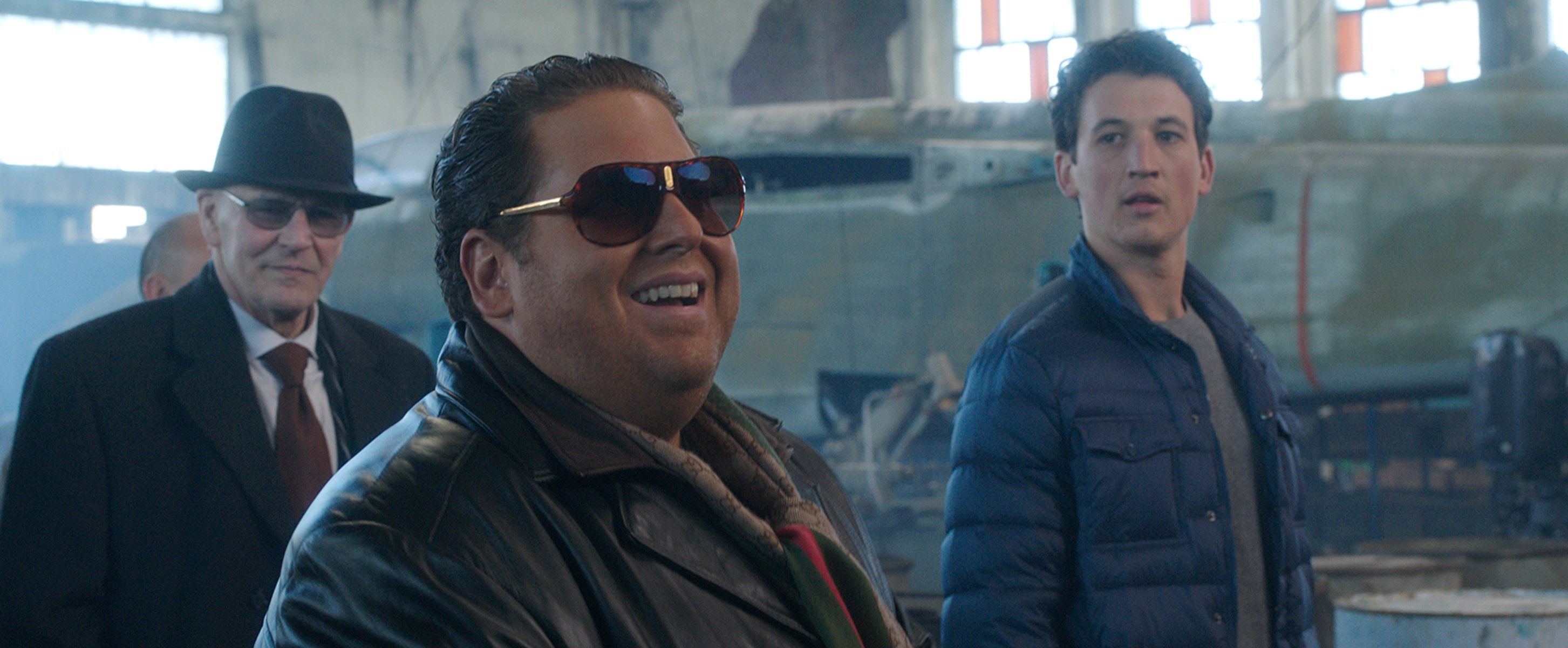 War Dogs movie, Jonah Hill, Miles Teller, 2910x1200 Dual Screen Desktop