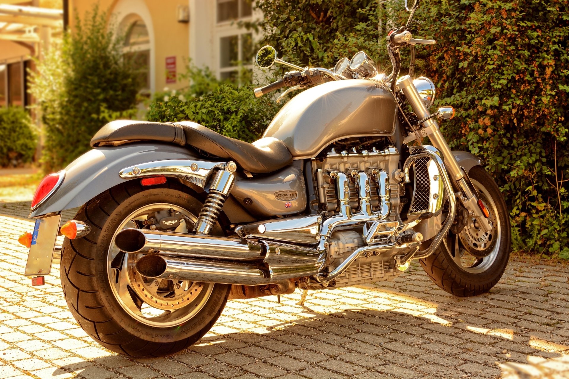 Triumph Rocket III, Silver triumph, Motorbike by Manfred, Zimmer, 1920x1280 HD Desktop