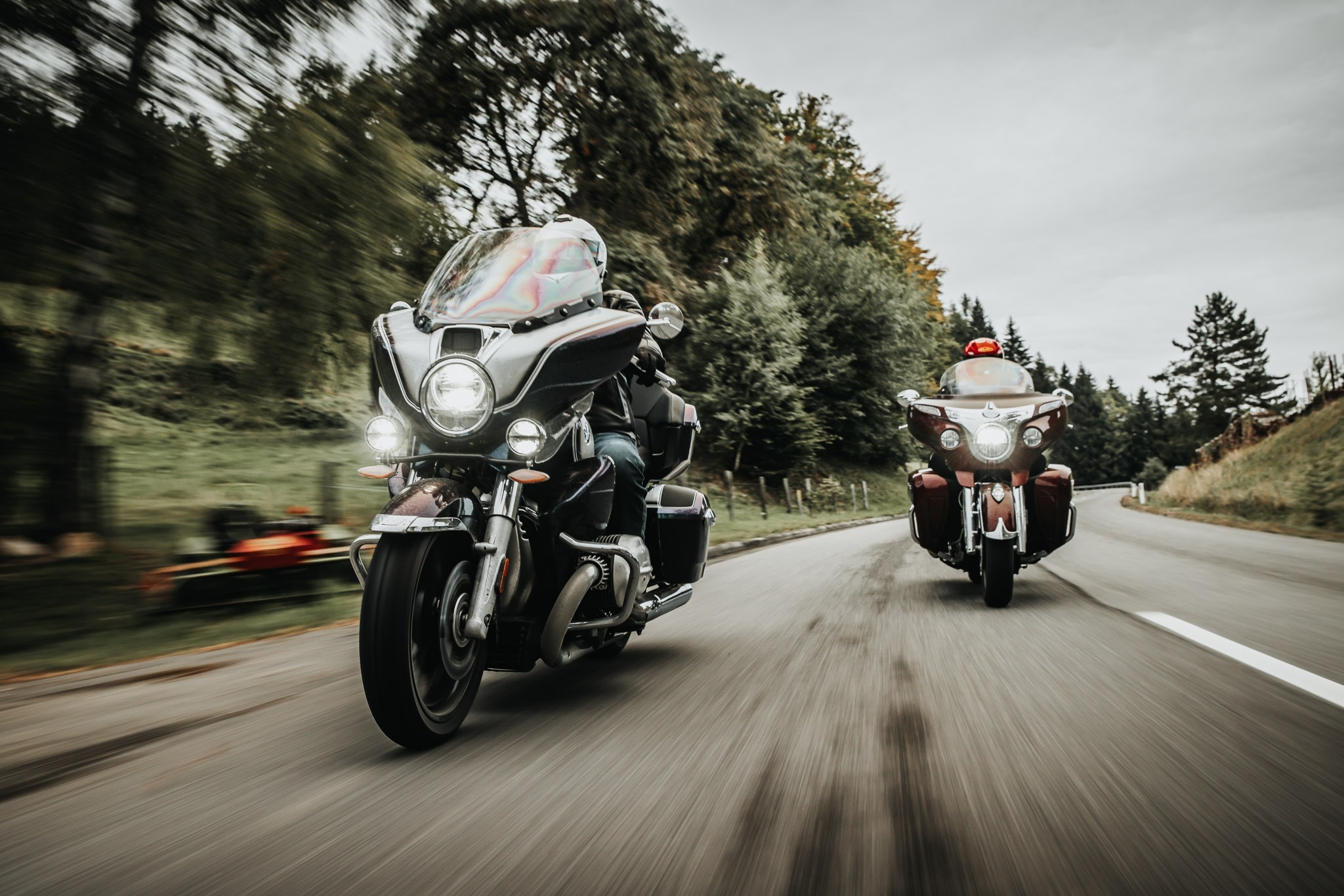 BMW R18 Transcontinental, Indian roadmaster vs, 2021 model, 2050x1370 HD Desktop
