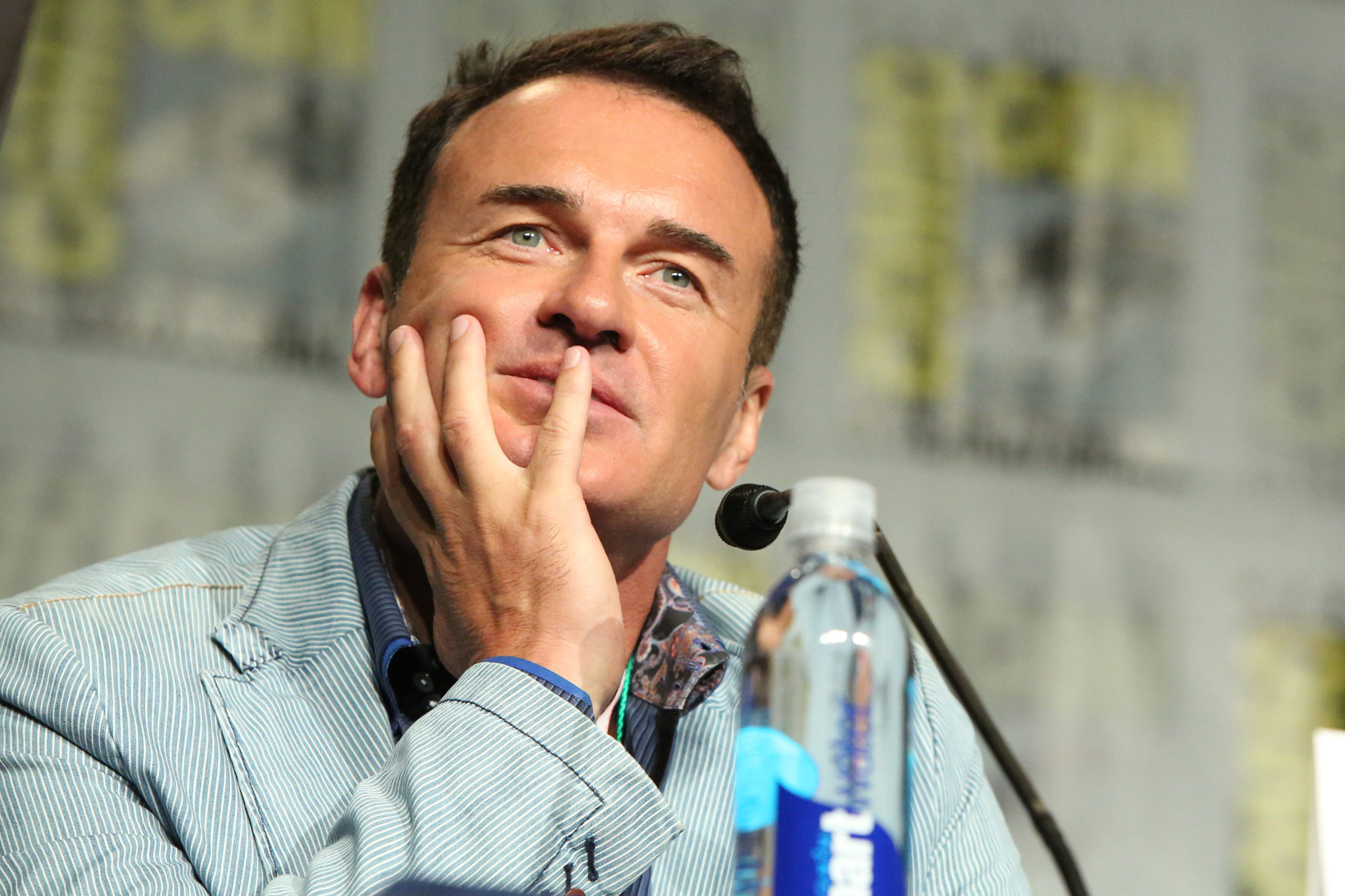 Julian McMahon, Hunters series, Out there terrorist, Exclusive interview, 2560x1710 HD Desktop