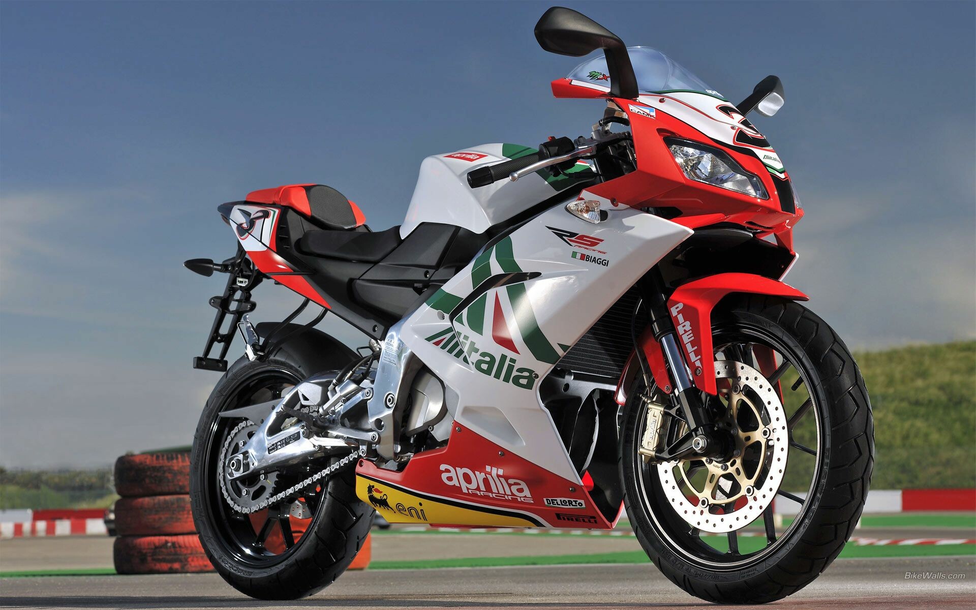 Aprilia RS4 125, Eye-catching design, Sporty elegance, Perfect urban companion, 1920x1200 HD Desktop