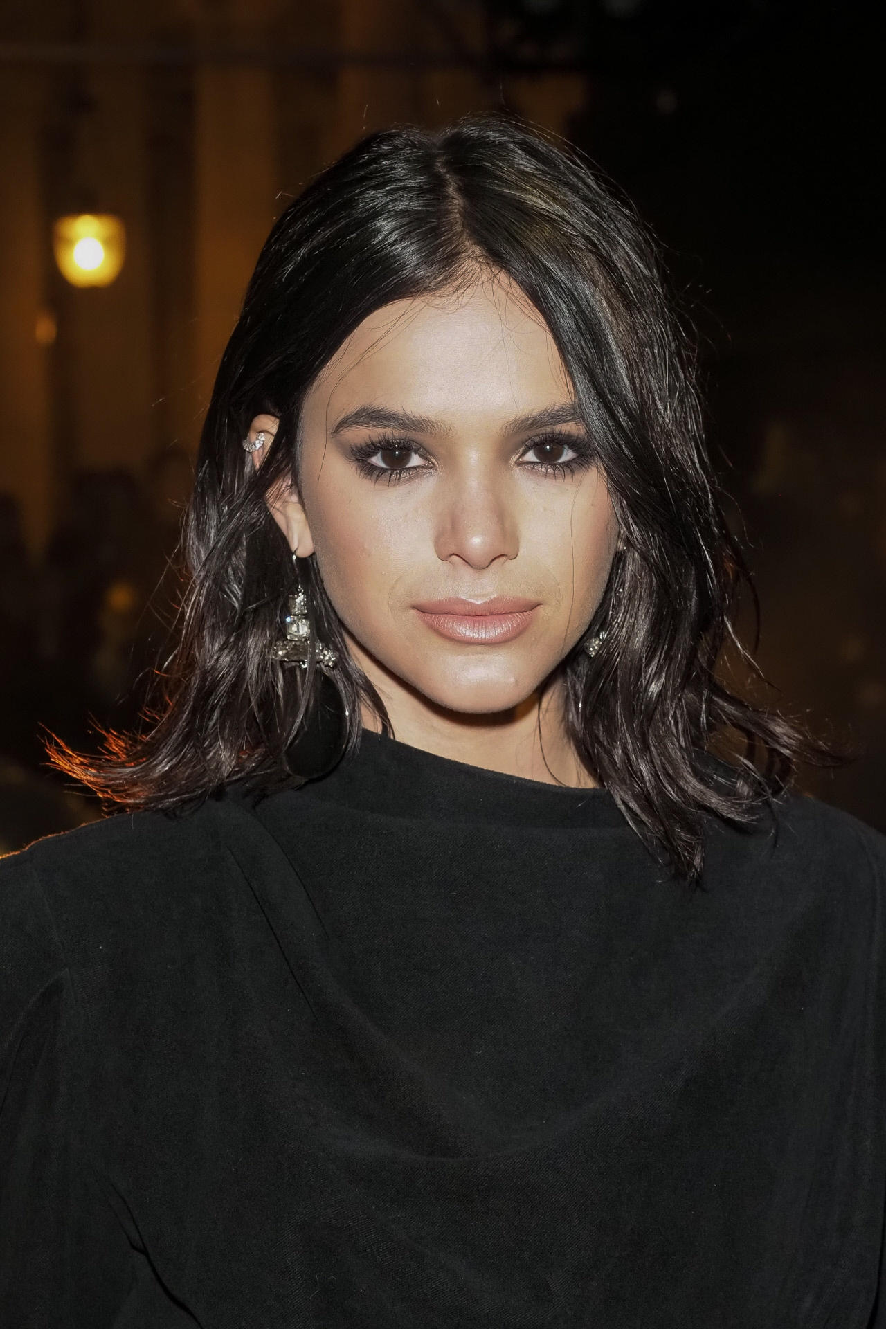 Isabel Marant Show 2019, Bruna Marquezine Wallpaper, 1280x1920 HD Phone