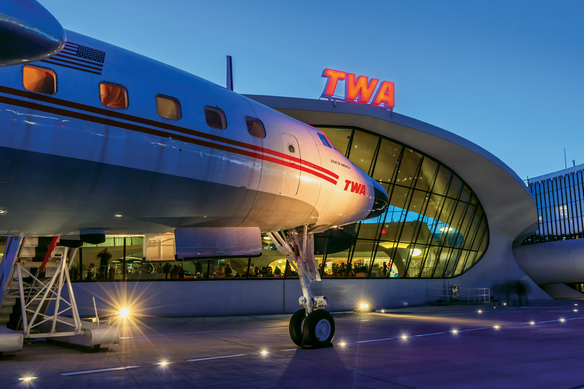 John F. Kennedy International Airport, Metropolitan airport icons, New York aviation, Aviation history, 1920x1280 HD Desktop