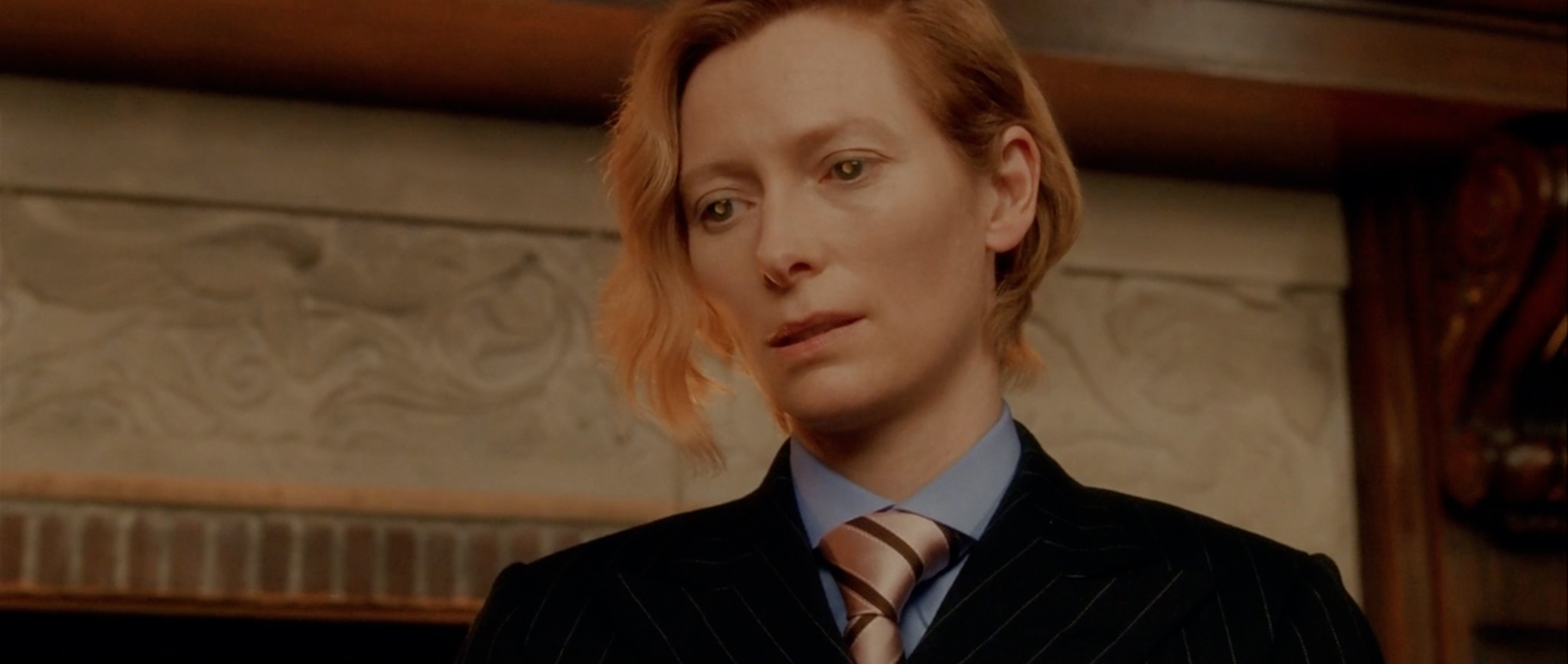 Tilda Swinton, The many faces, Versatile actress, Undeniable talent, 2880x1220 Dual Screen Desktop