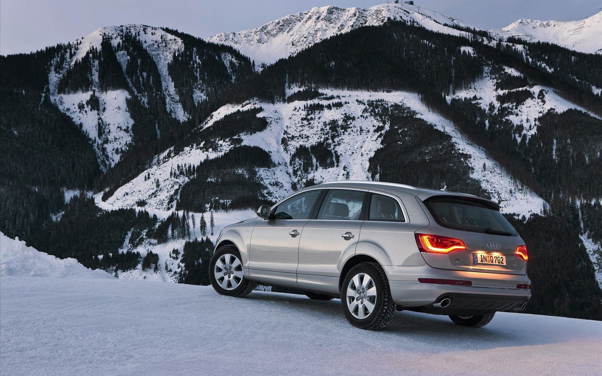 Audi Q7, Mountains, German cars wallpaper, 1920x1200 HD Desktop