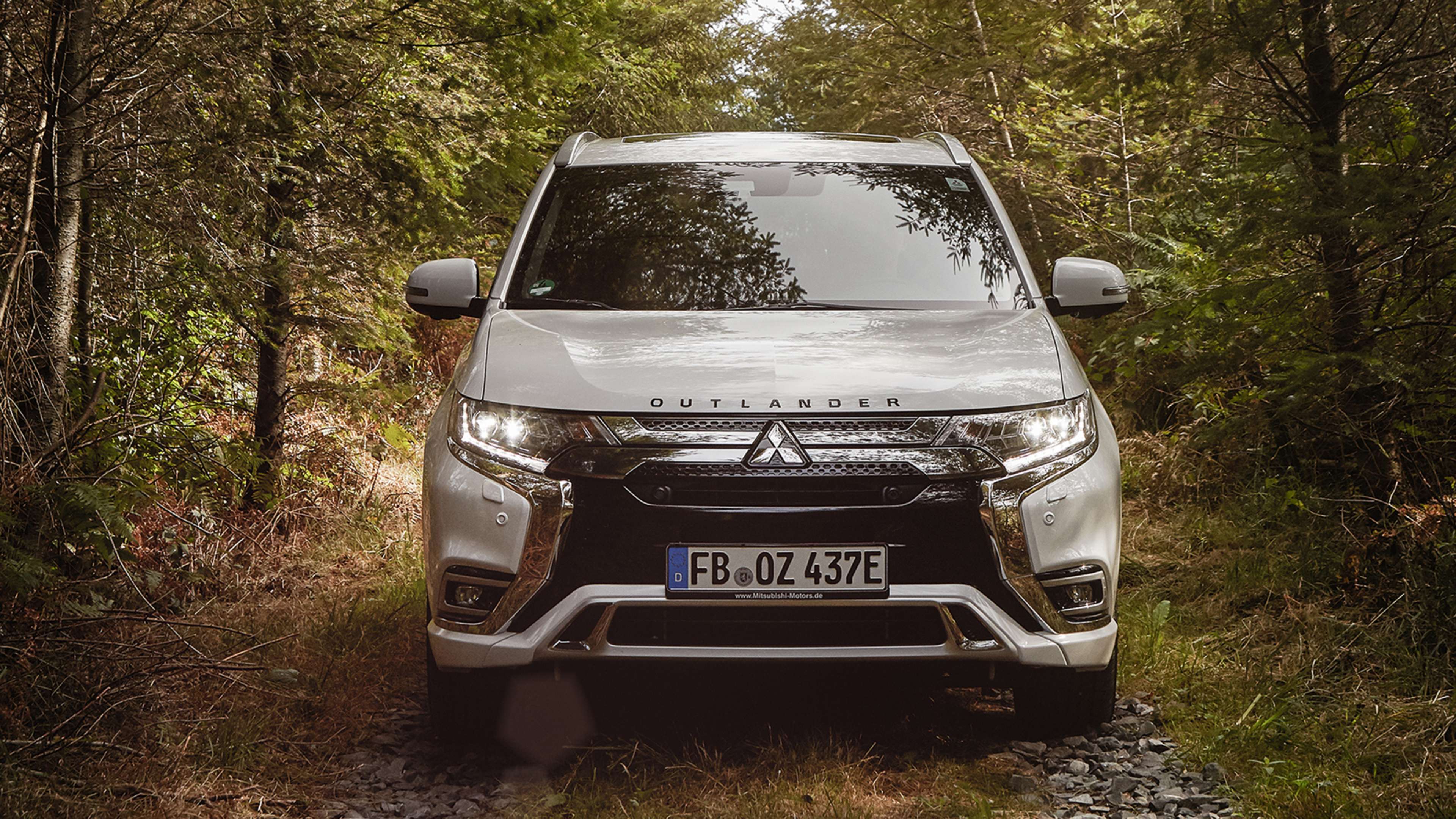 Mitsubishi Outlander, Desktop wallpapers, PHEV model, Latest release, 3840x2160 4K Desktop