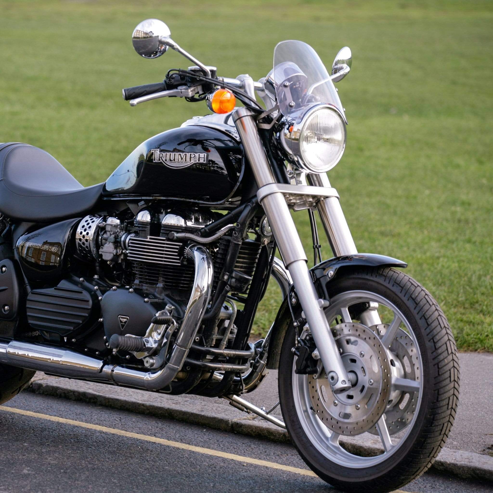 Triumph Speedmaster, Dart flyscreens, Classic windshield, 2050x2050 HD Phone