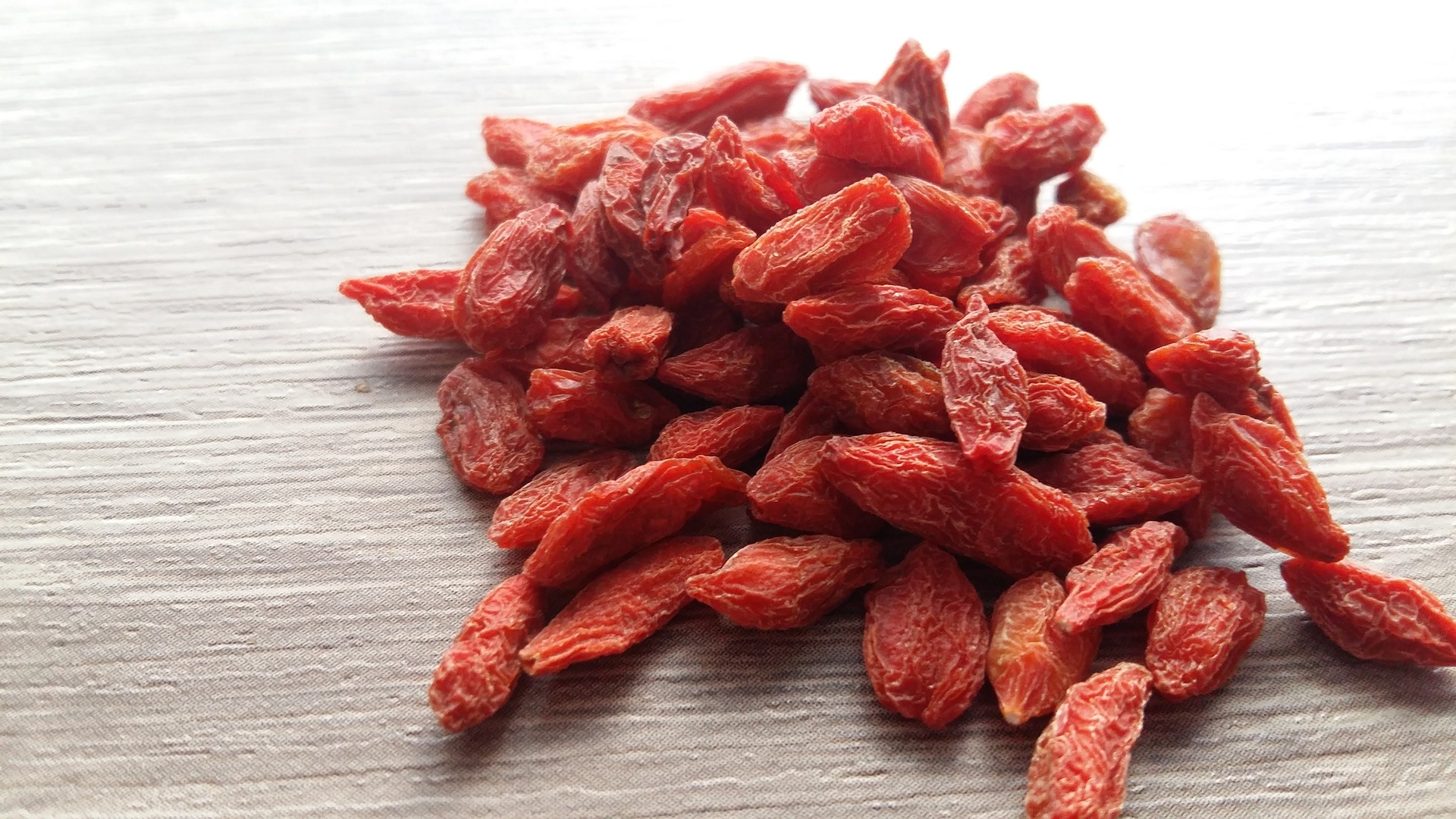 Goji berries and body, Oliviero Industria Dolciaria, Health benefits, Nutritional value, 1920x1080 Full HD Desktop