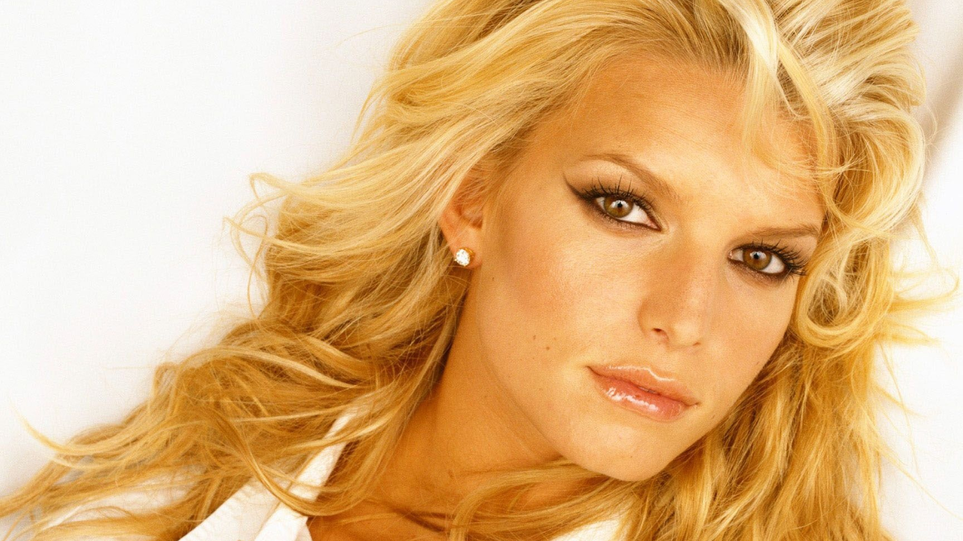 Jessica Simpson, Movie, Jessica Simpson wet lips, Face closeup, 1920x1080 Full HD Desktop