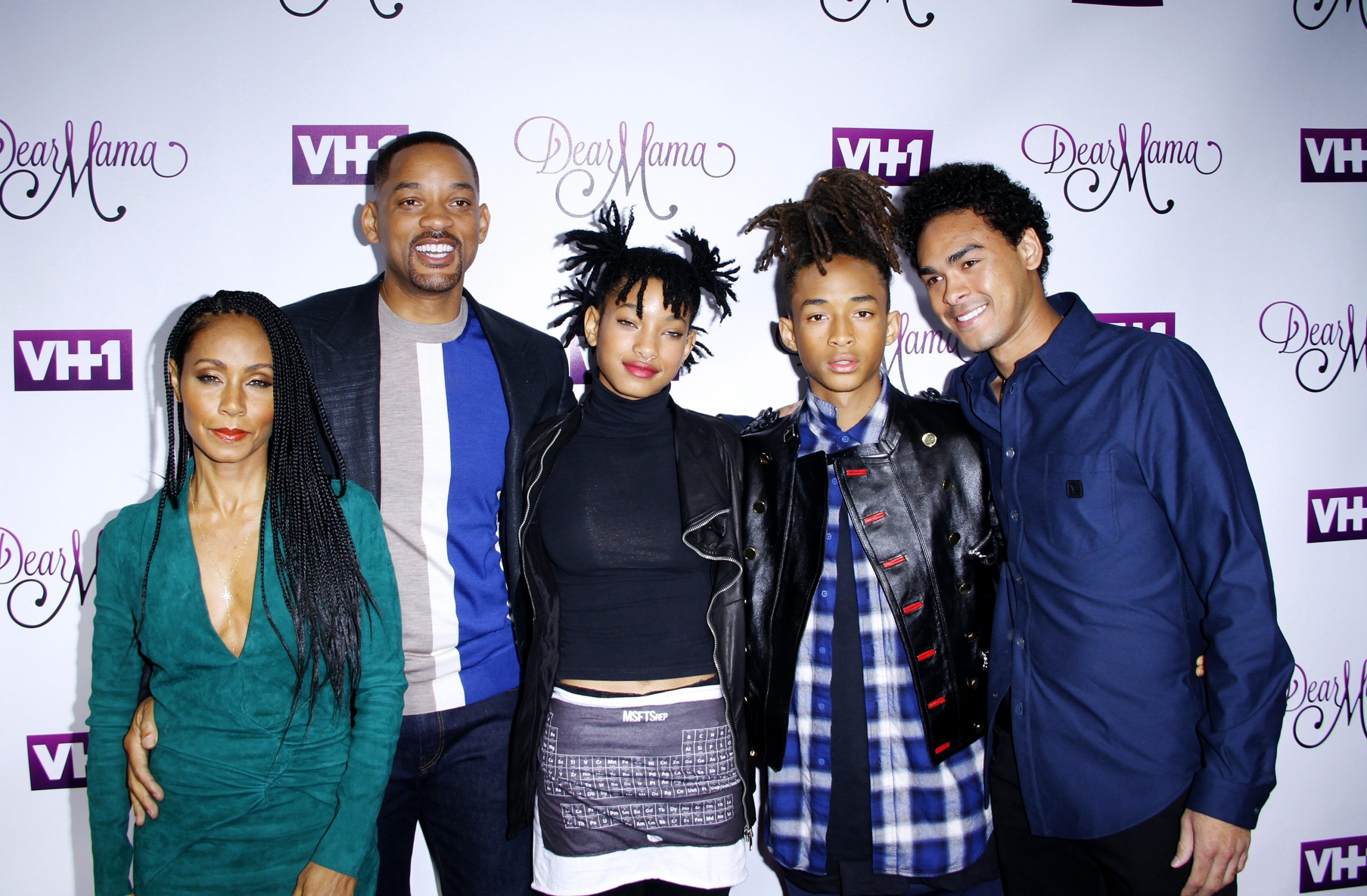 Willow Smith, Acting, Parents' influence, 2560x1680 HD Desktop