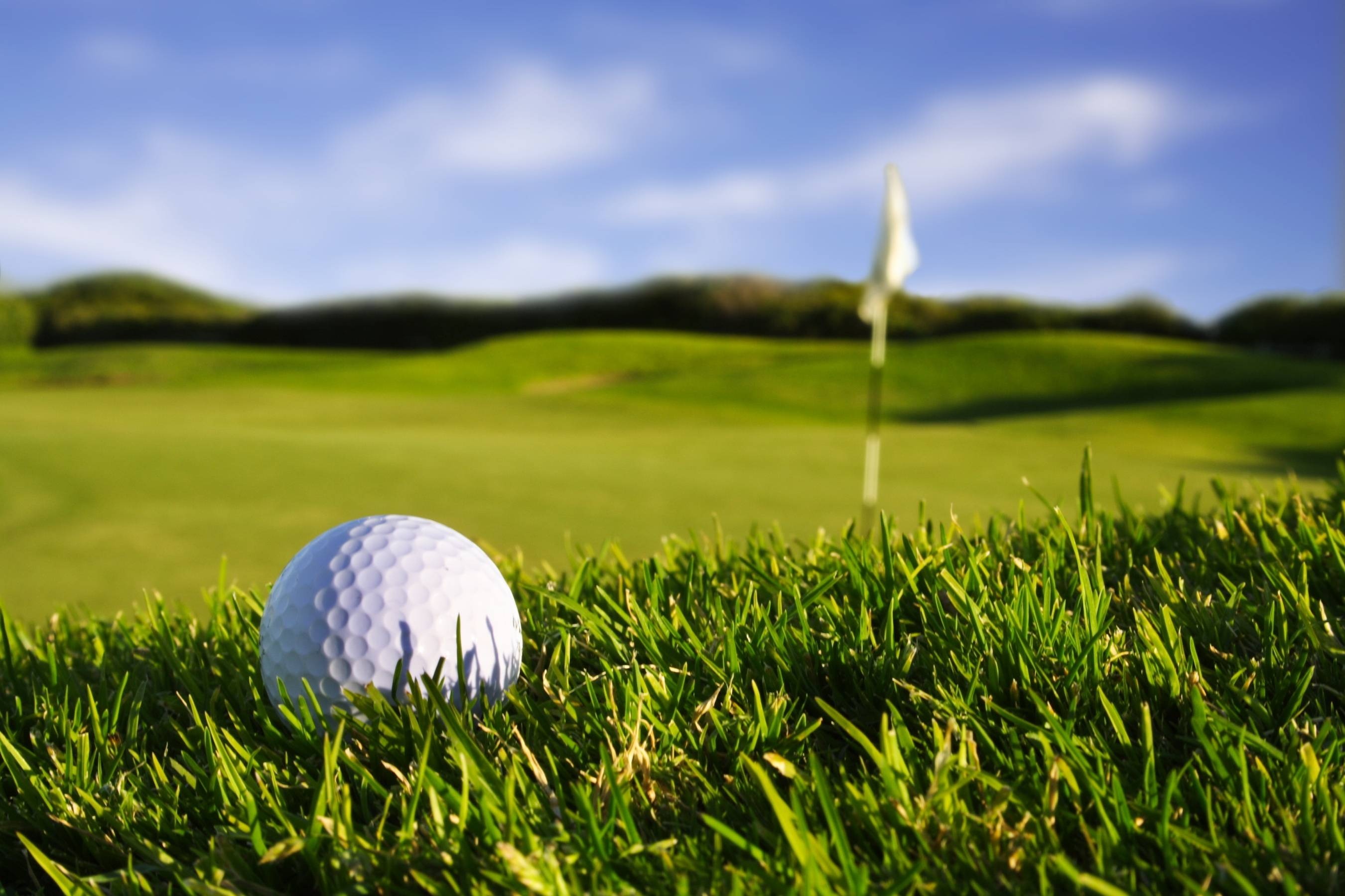 Ball, Golf Course Wallpaper, 2700x1800 HD Desktop