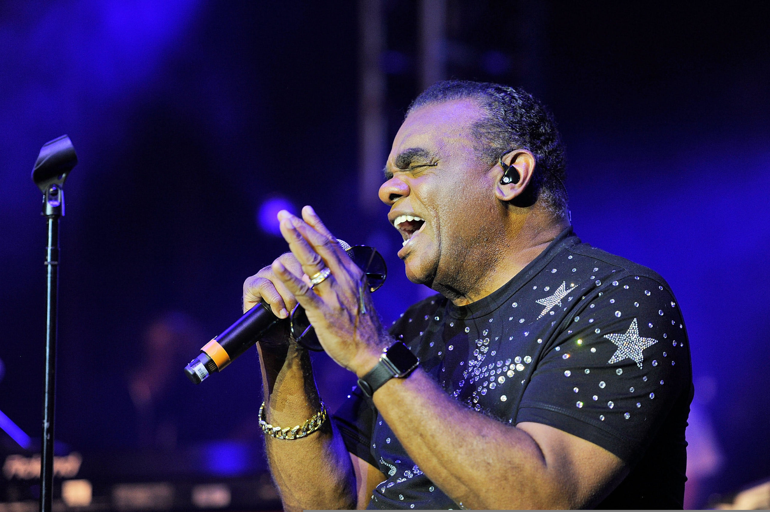 Ronald Isley, Happy birthday Ronald Isley, Music legend, 2560x1710 HD Desktop