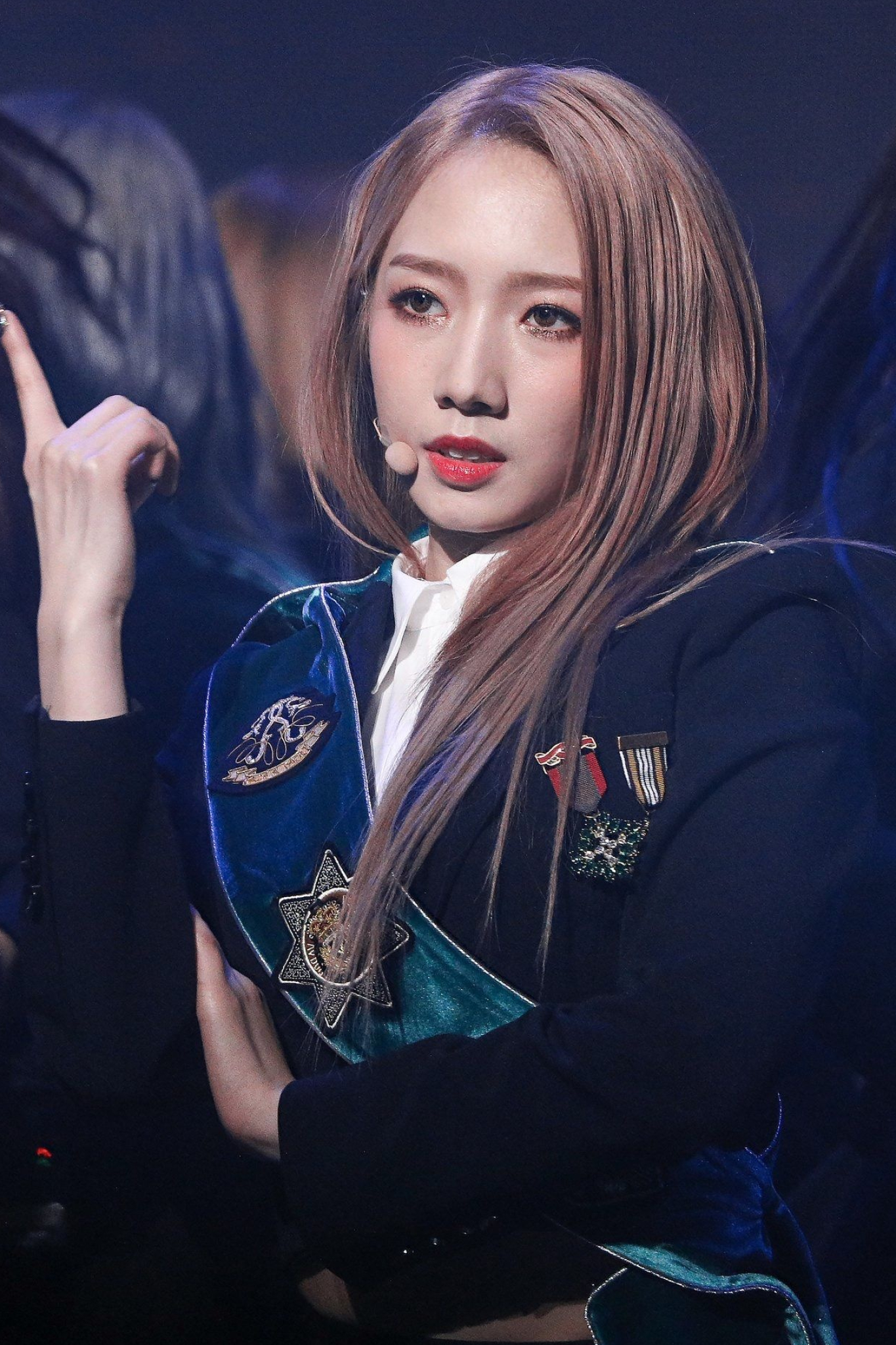 WJSN (Cosmic Girls), On-stage beauty, Rocket Girl band, Natasya's pin, 1370x2050 HD Phone