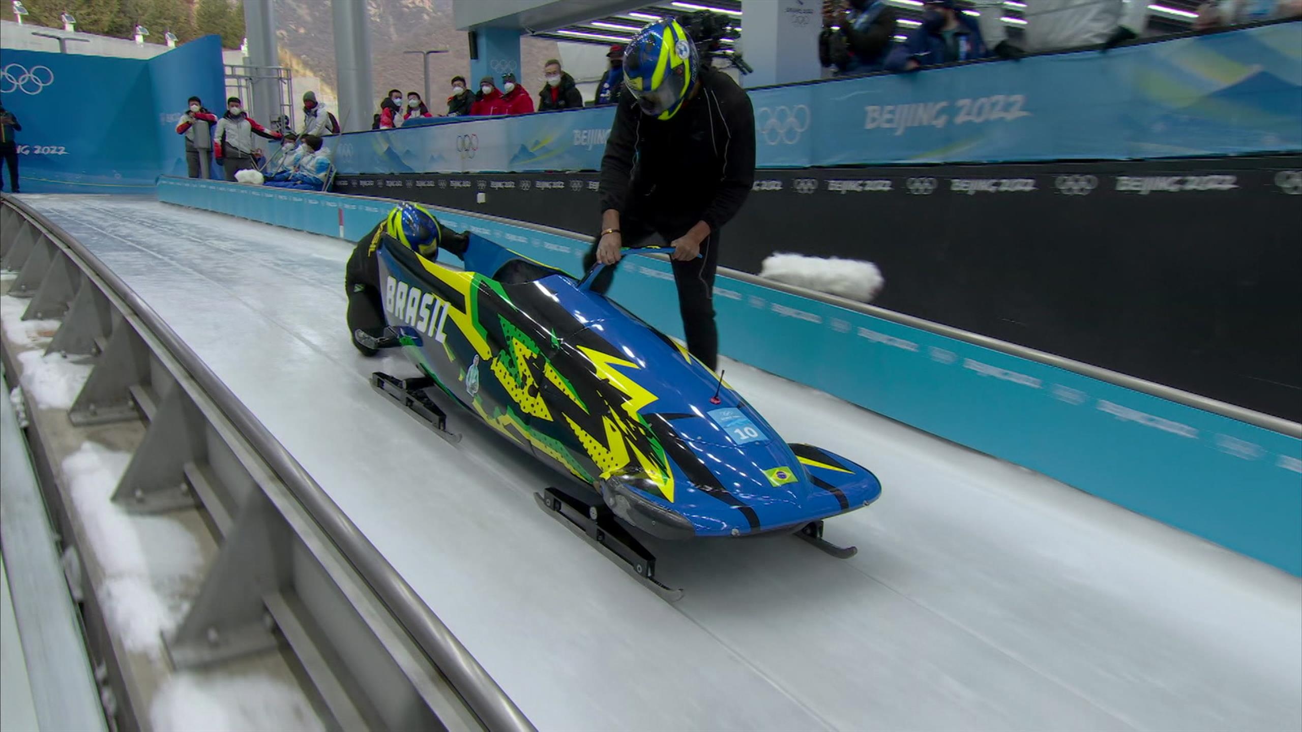 Brazilian bobsleigh gaffe, Slip accident, Beijing Olympics, Training mishap, 2560x1440 HD Desktop