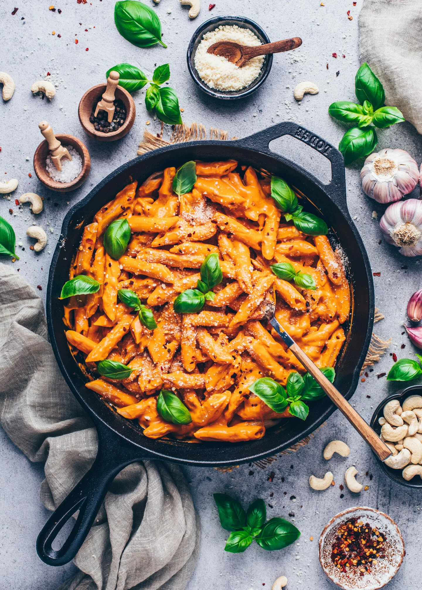 Vegan tomato cream, Pasta alla vodka, 1440x2020 HD Phone