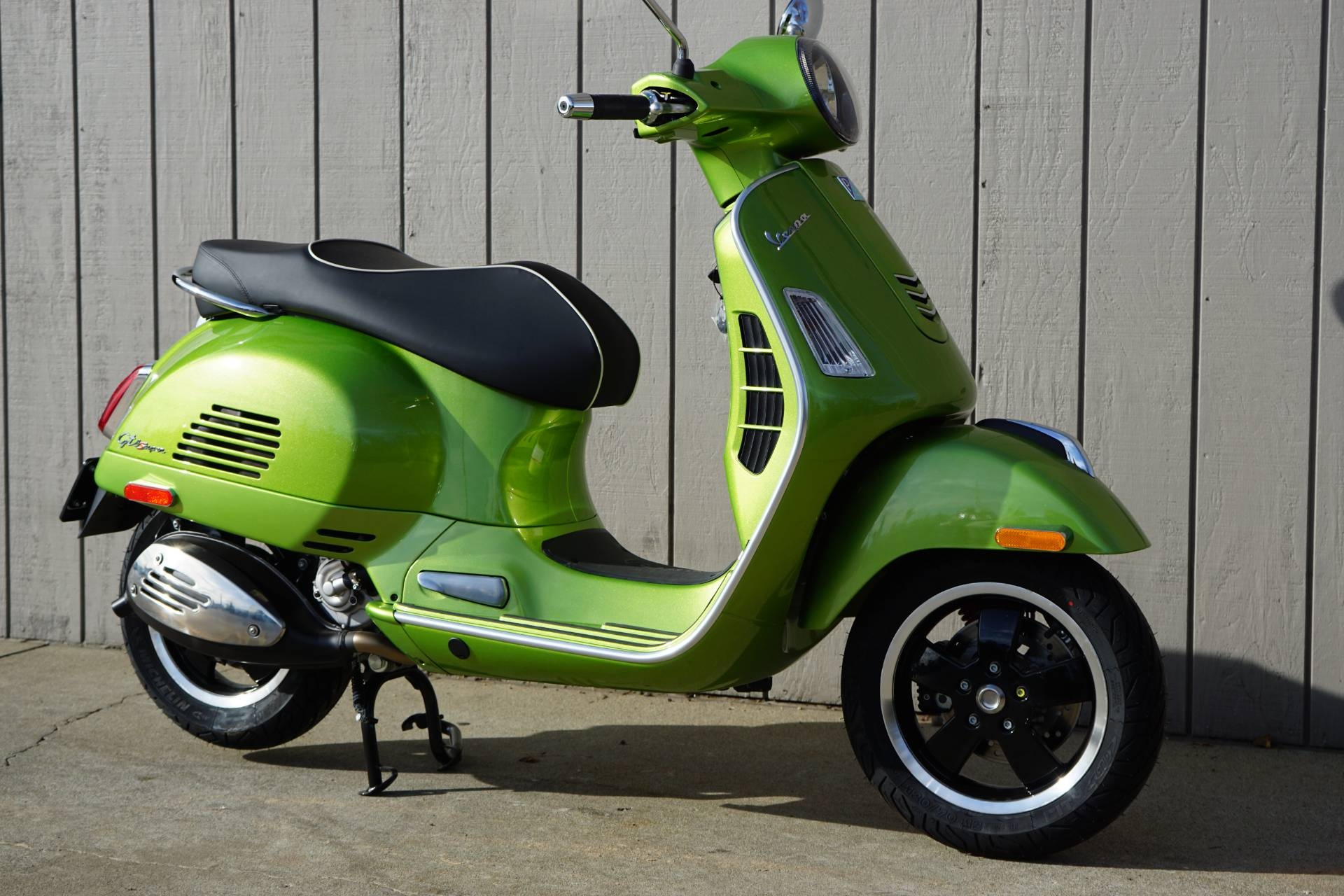 Vespa GTS Super 300, 2019 model, For sale, Elk Grove, 1920x1280 HD Desktop