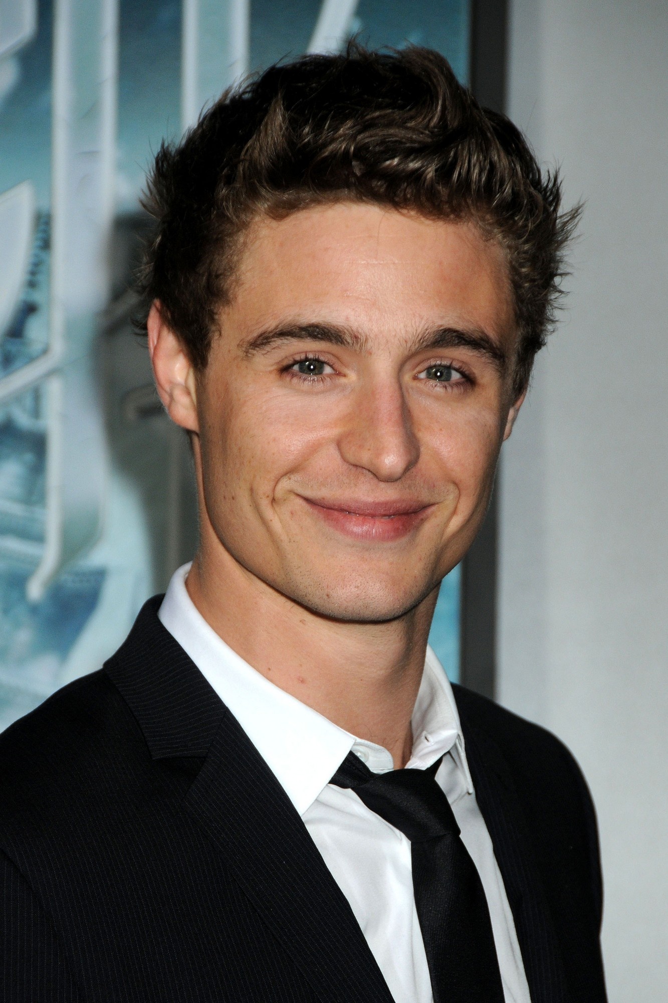 Max Irons, Photo shoot, Fanpop, 1340x2000 HD Phone
