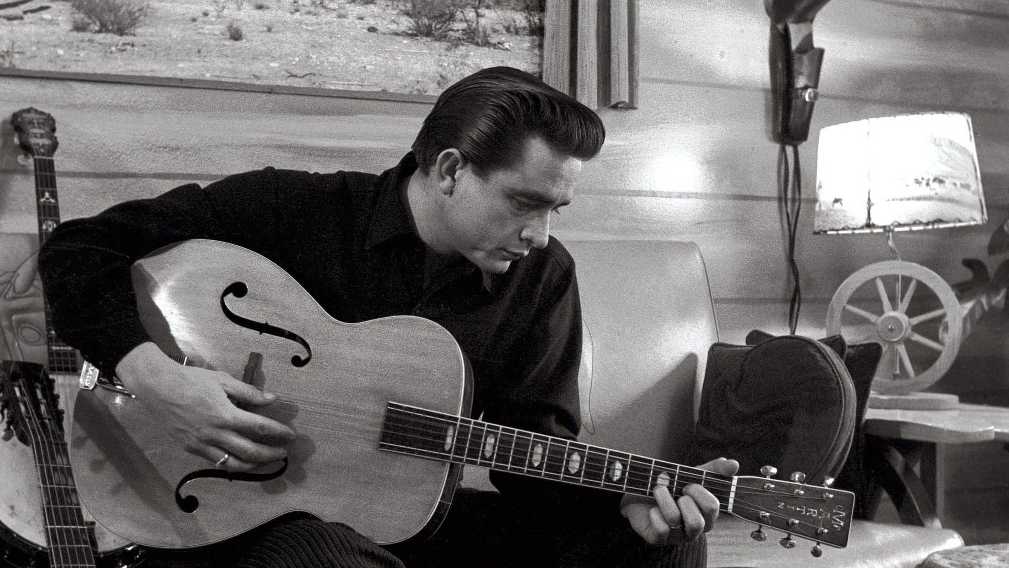 Johnny Cash, Music legend, Johnny Cash music, 2050x1160 HD Desktop