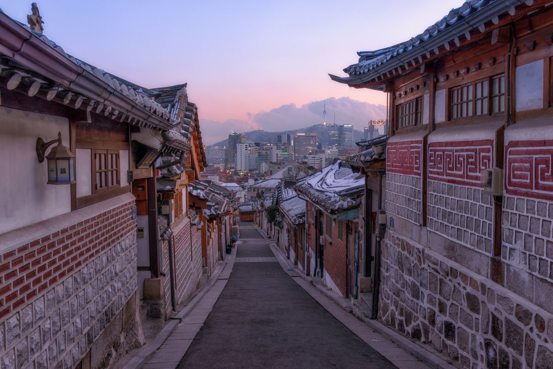 Bukchon Hanok Village, Korea Wallpaper, 1920x1290 HD Desktop