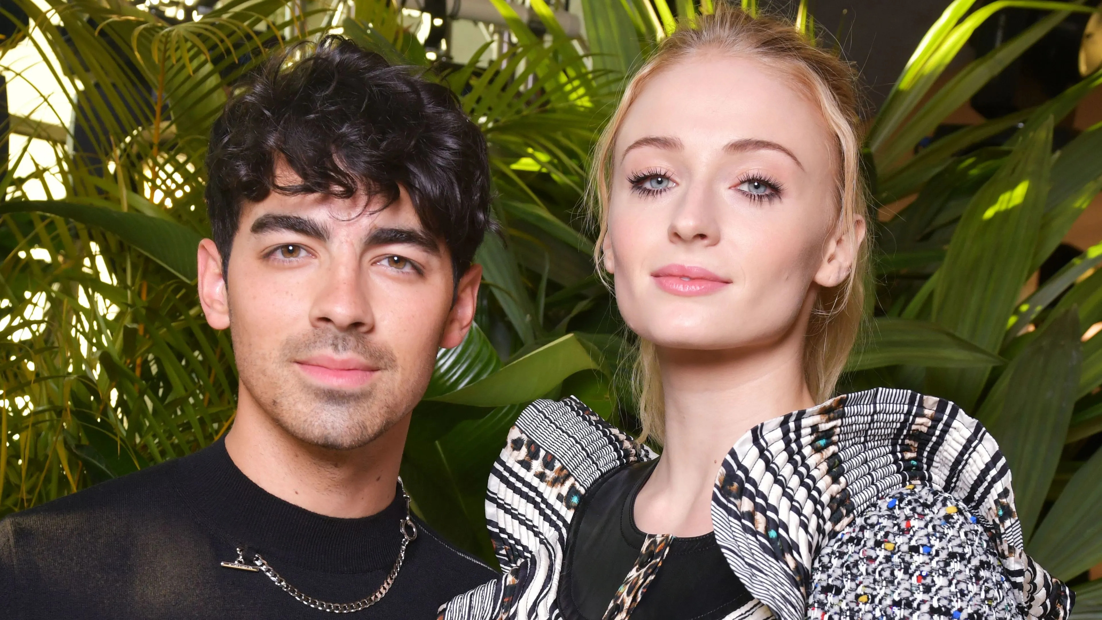 Sophie Turner, Joe Jonas, Heartwarming wedding photos, 3840x2160 4K Desktop