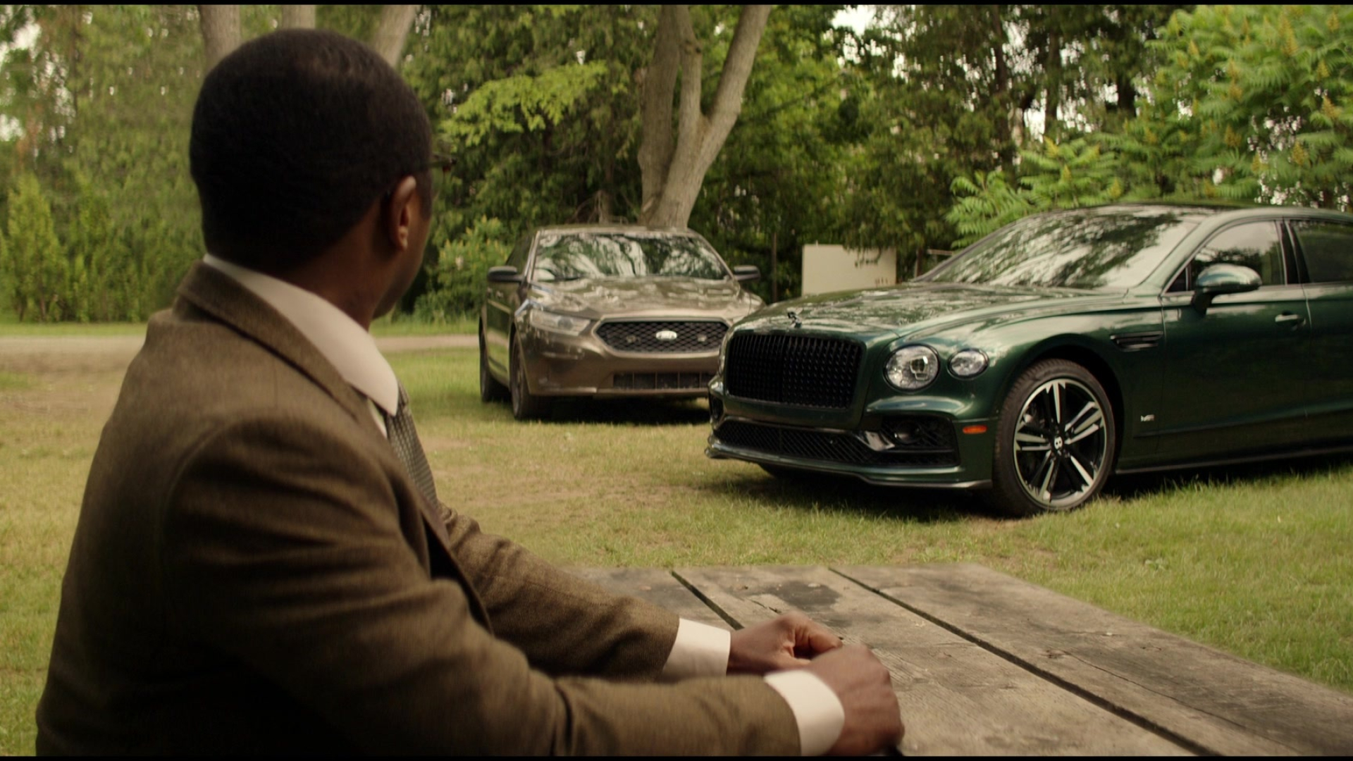 Reacher TV series, Luxury car cameo, Elegant Bentley Flying Spur, Stylish addition, 1920x1080 Full HD Desktop