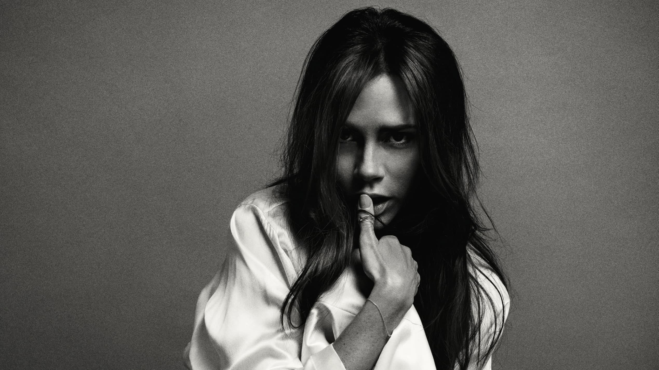 Victoria Beckham, Celebs, Ultra HD wallpapers, Fashionista, 2540x1430 HD Desktop