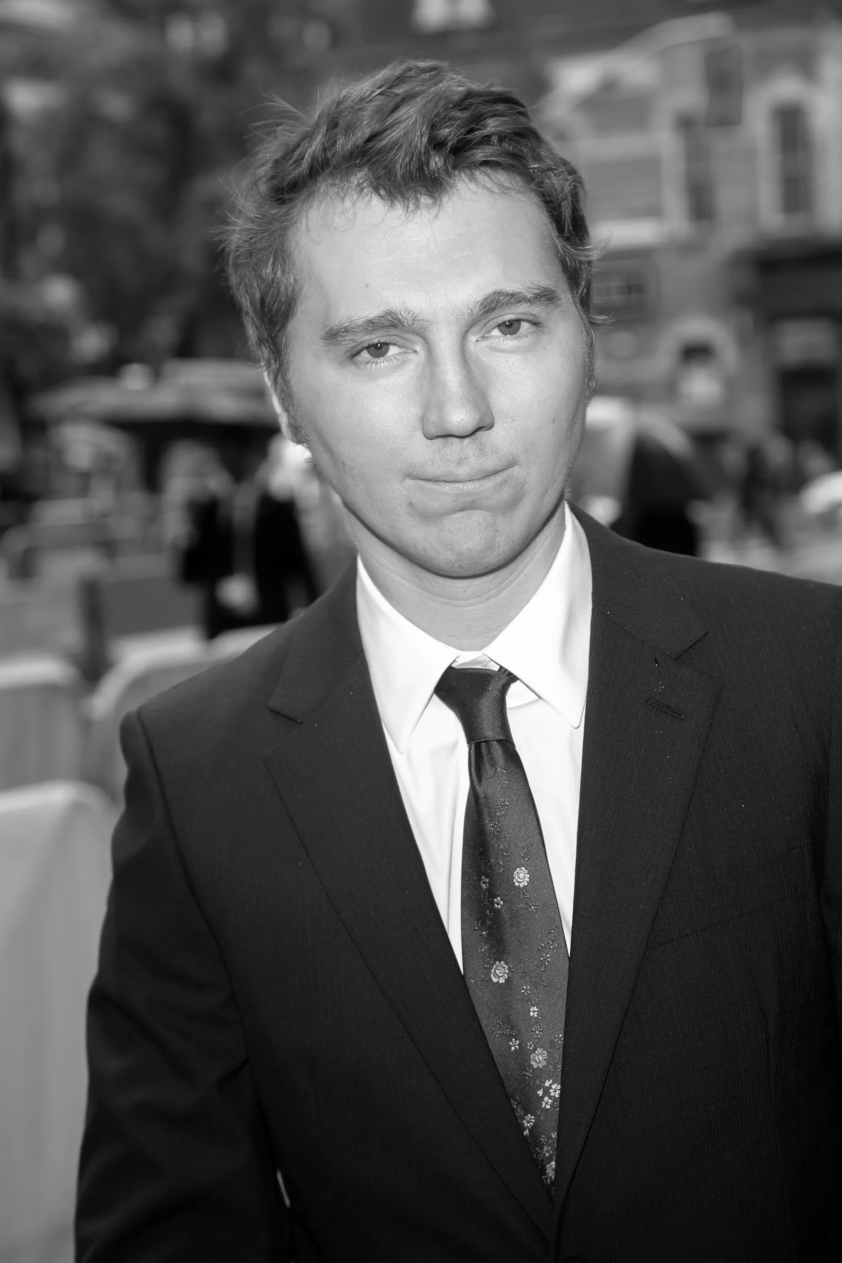 Paul Dano, Richard Ford adaptation, Wildlife movie, New Yorker interview, 1710x2560 HD Phone