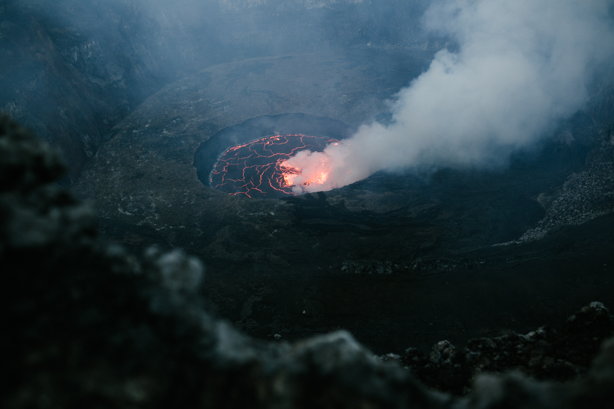 Nyiragongo Volcano proposal, Stunning photography, Morning sun, Arizona wedding, 2000x1340 HD Desktop